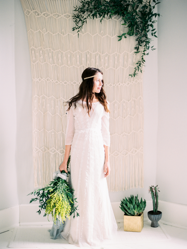 vitor-lindo-photography-ivory-and-beau-bridal-boutique-ti-adora-wedding-dress-boho-wedding-dress-savannah-bridal-boutique-savannah-weddings-savannah-wedding-dresses-savannah-wedding-planner-colonial-house-of-flowers-10.jpg