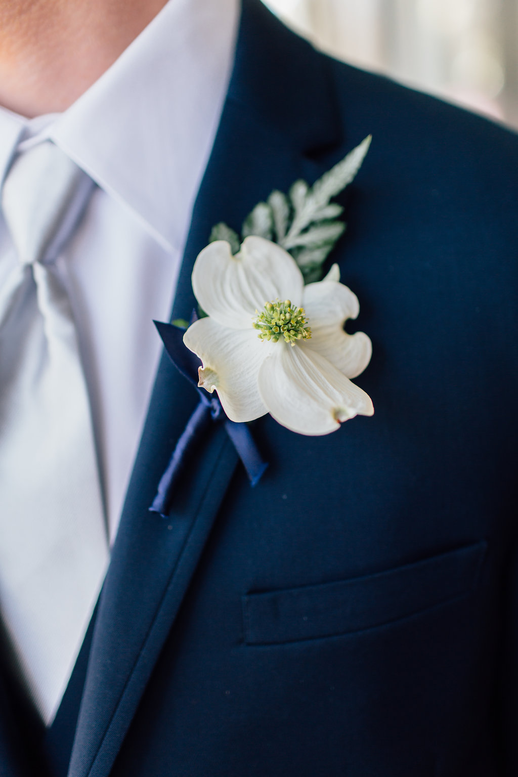 hannah-lane-photography-southern-weddings-blog-charleson-wedding-charleston-styled-shoot-ivory-and-beau-bridal-boutique-blush-by-hayley-paige-candi-blush-tulle-wedding-dress-savannah-bridal-boutique-savannah-wedding-dresses-rosegold-sash-25.jpg