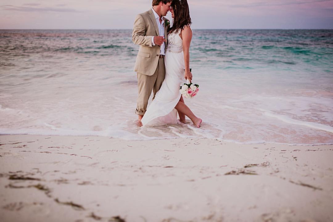 molly-and-howie-ivory-and-beau-bridal-boutique-anna-campbell-coco-destination-wedding-bahama-wedding-evan-rich-photography-6.jpg