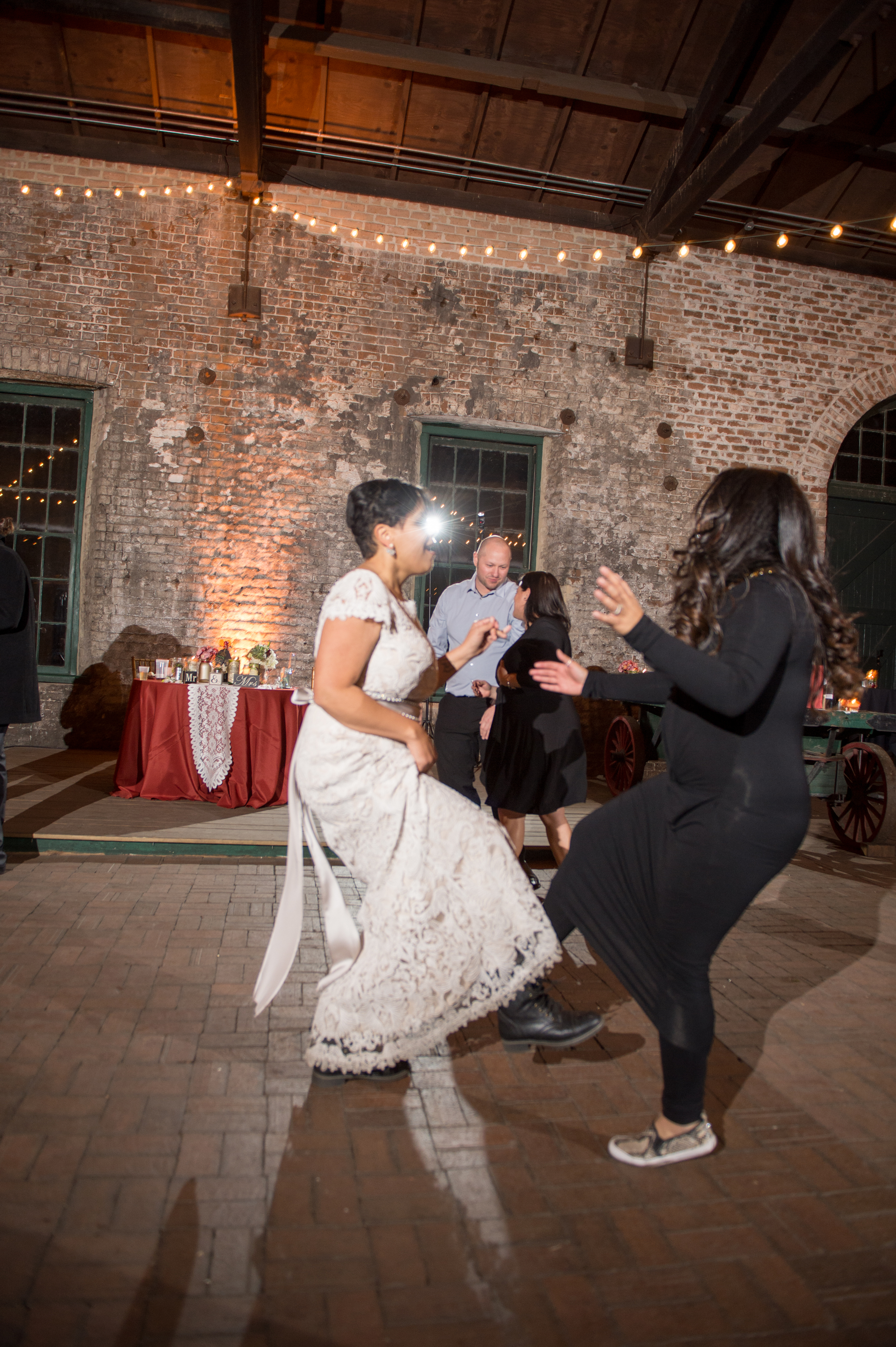 capree-kyle-la-vega-fotografie-roundhouse-railroad-museum-wedding-savannah-wedding-planner-rustic-savannah-wedding-museum-wedding-ivory-and-beau-savannah-bridal-boutique-savannah-weddings-savannah-event-designer-savannah-florist-23.jpg