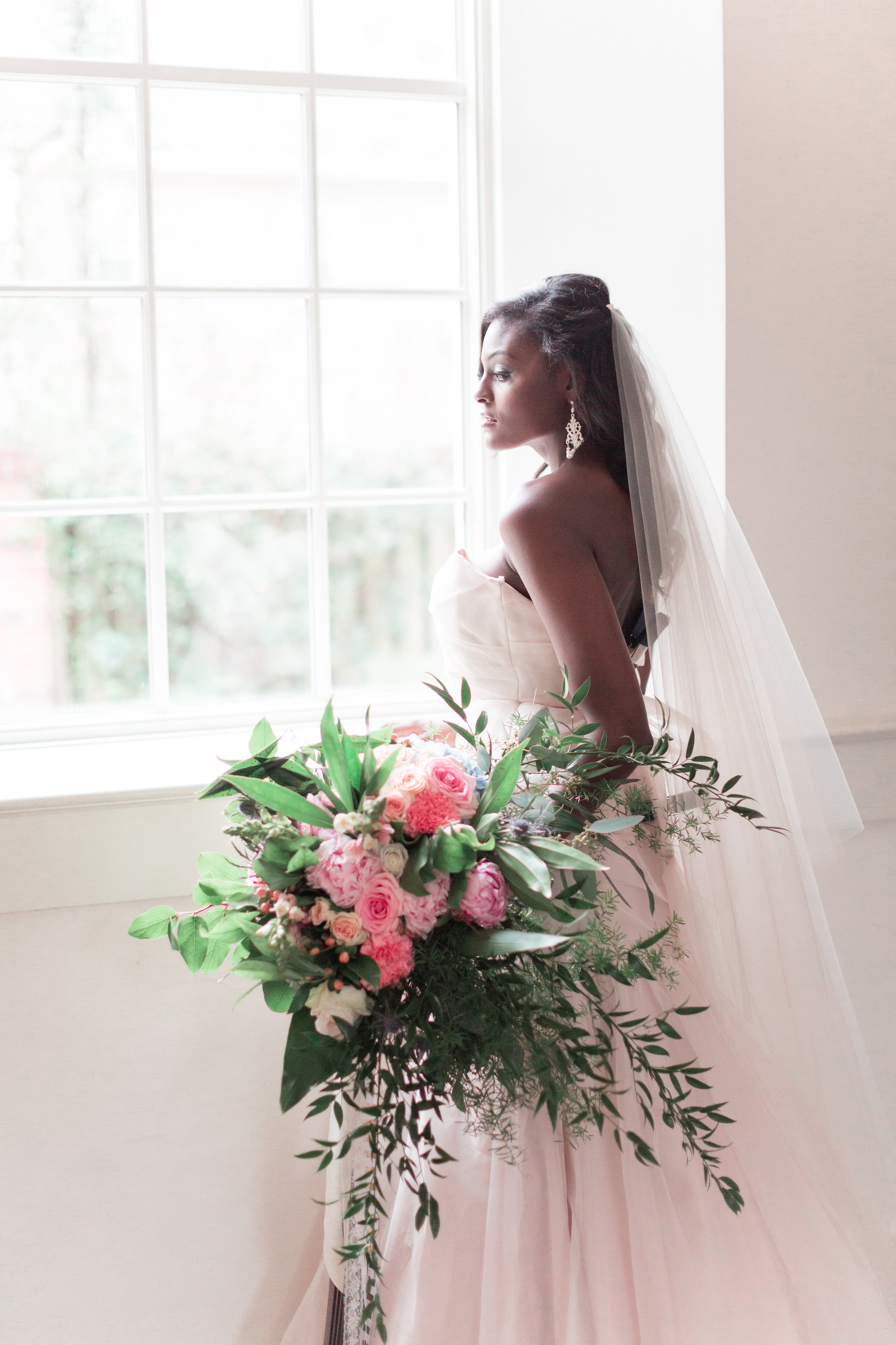 larger-than-life-events-lyndi-j-photography-blush-by-hayley-paige-blush-wedding-dress-blush-mermaid-coleman-hall-wedding-savannah-bridal-boutique-savannah-wedding-dresses-savannah-wedidng-gowns-savannah-event-planner-savannah-bridal-shop-13.jpg