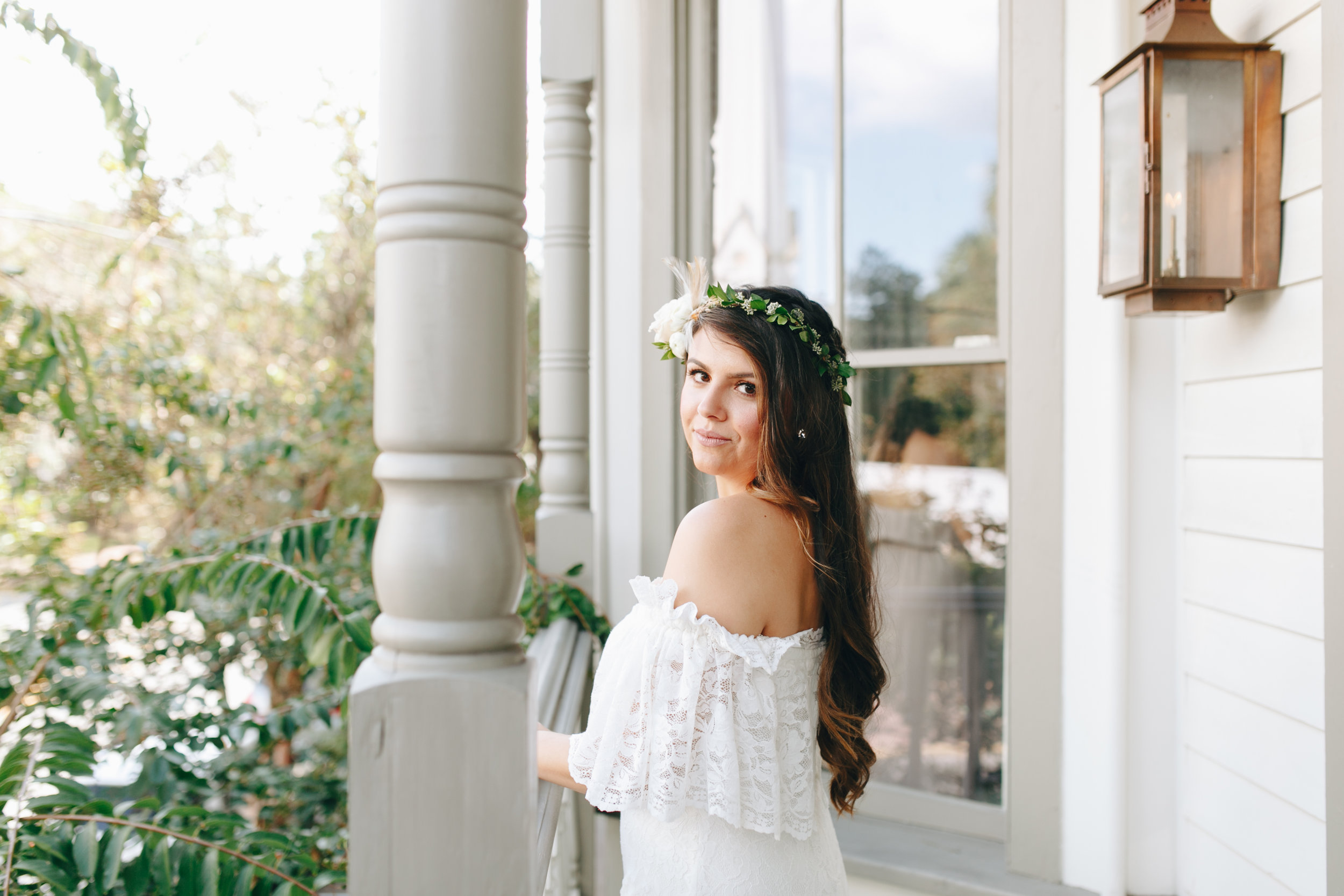 darling-juliet-photography-ivory-and-beau-bridal-boutique-savannah-wedding-dresses-savannah-bridal-gowns-daughters-of-simone-winnie-savannah-florist-boho-wedding-savannah-boho-wedding-roundhouse-railroad-musuem-wedding-9.jpg