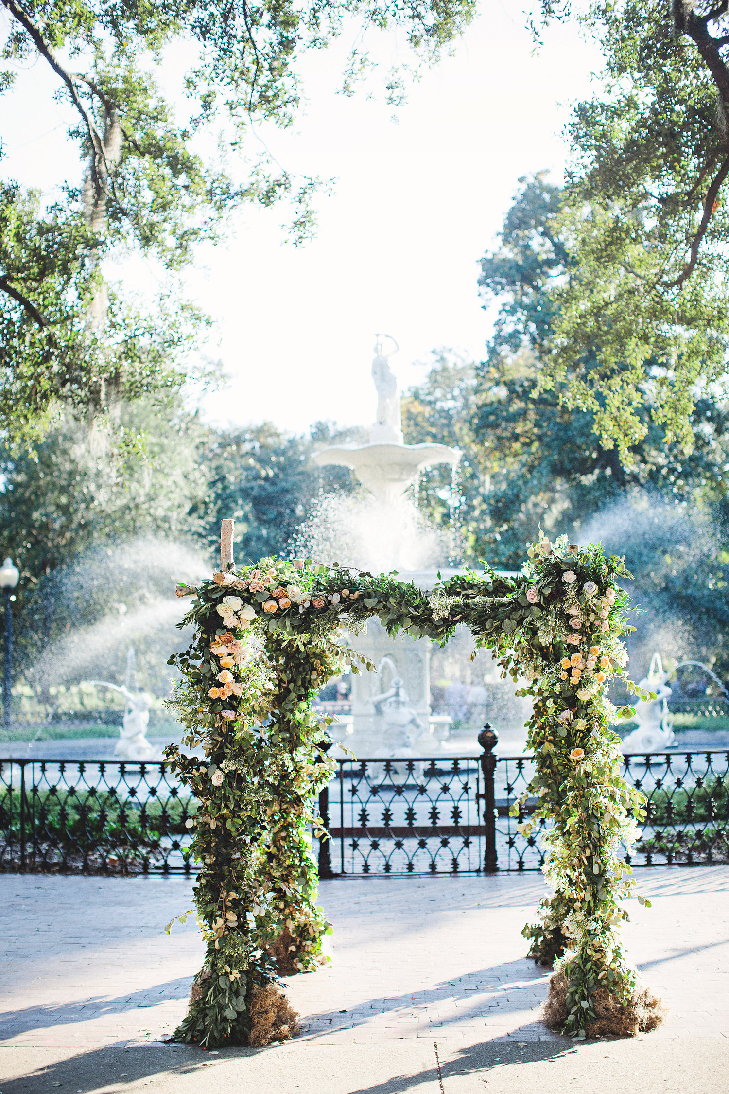 izzy-hudgins-photography-savannah-wedding-ivory-and-beau-bridal-boutique-savannah-wedding-planner-colonial-house-of-flowers-forsyth-park-wedding-old-fort-jackson-wedding-squidwed-films-savannah-boutique-savannah-weddings-27.jpg