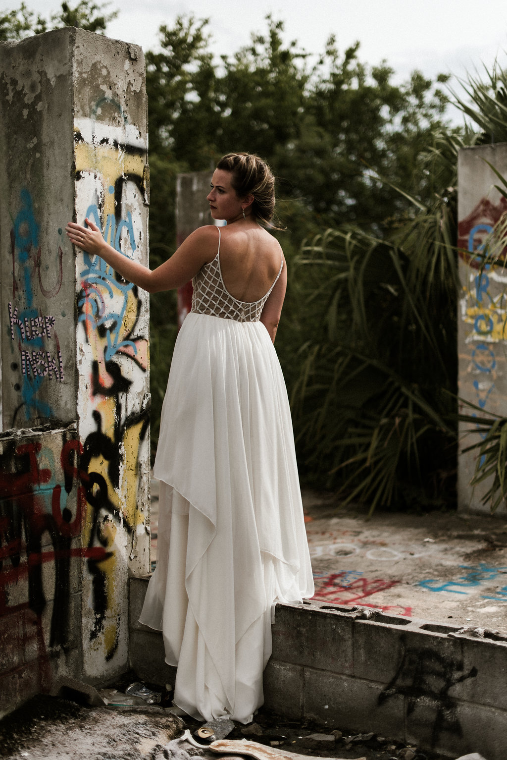 Savannah-Stonehenge-lauren-imus-photography-savannah-wedding-photographer-blush-by-hayley-paige-honeycomb-ivory-and-beau-bridal-boutique-savannah-wedding-dresses-savannah-bridal-boutique-savannah-wedding-planner-savannah-florist-graffiti-wedding-26.jpg