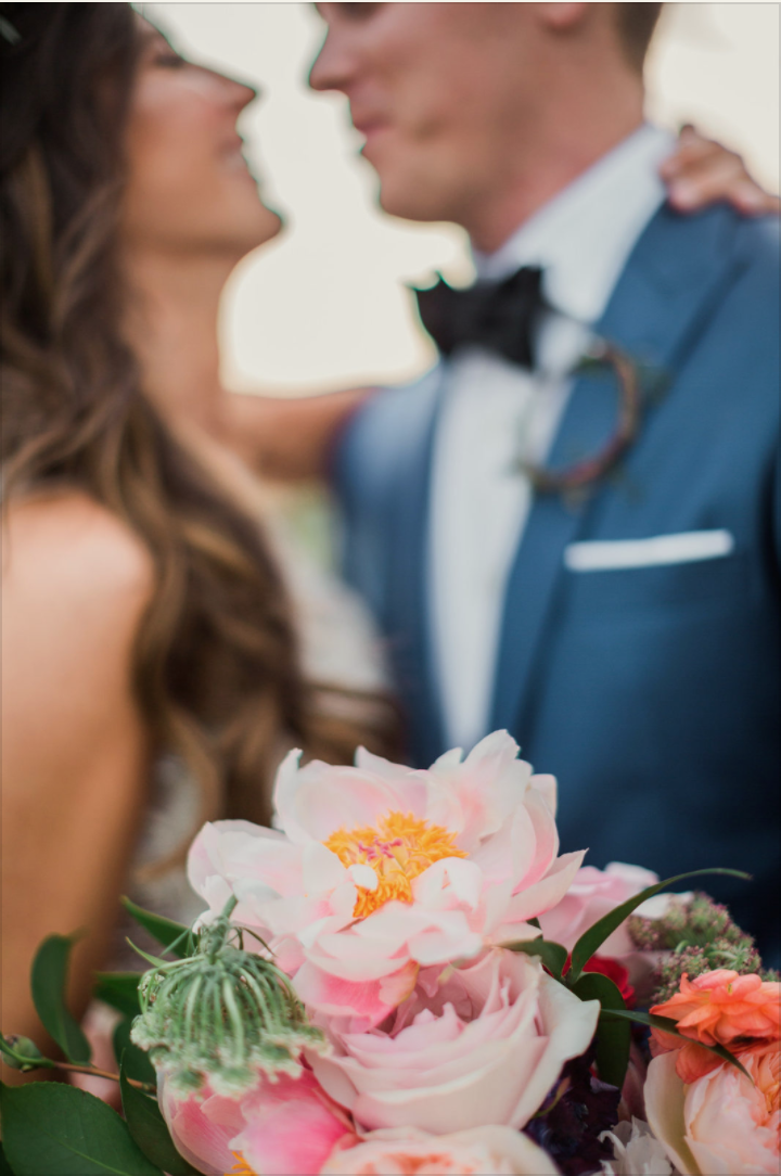 ivory-and-beau-bridal-boutique-natalie-and-stephen-vitor-lindo-photography-westin-savannah-wedding-10.png