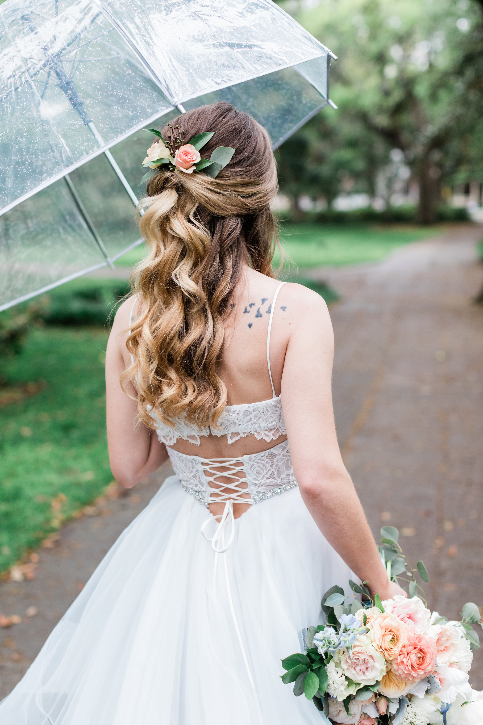 ivory-and-beau-bridal-boutique-i-and-b-florals-kim-and-luke-apt-b-photography-garibaldis-cafe-savannah-savannah-vintage-rentals-36.JPG