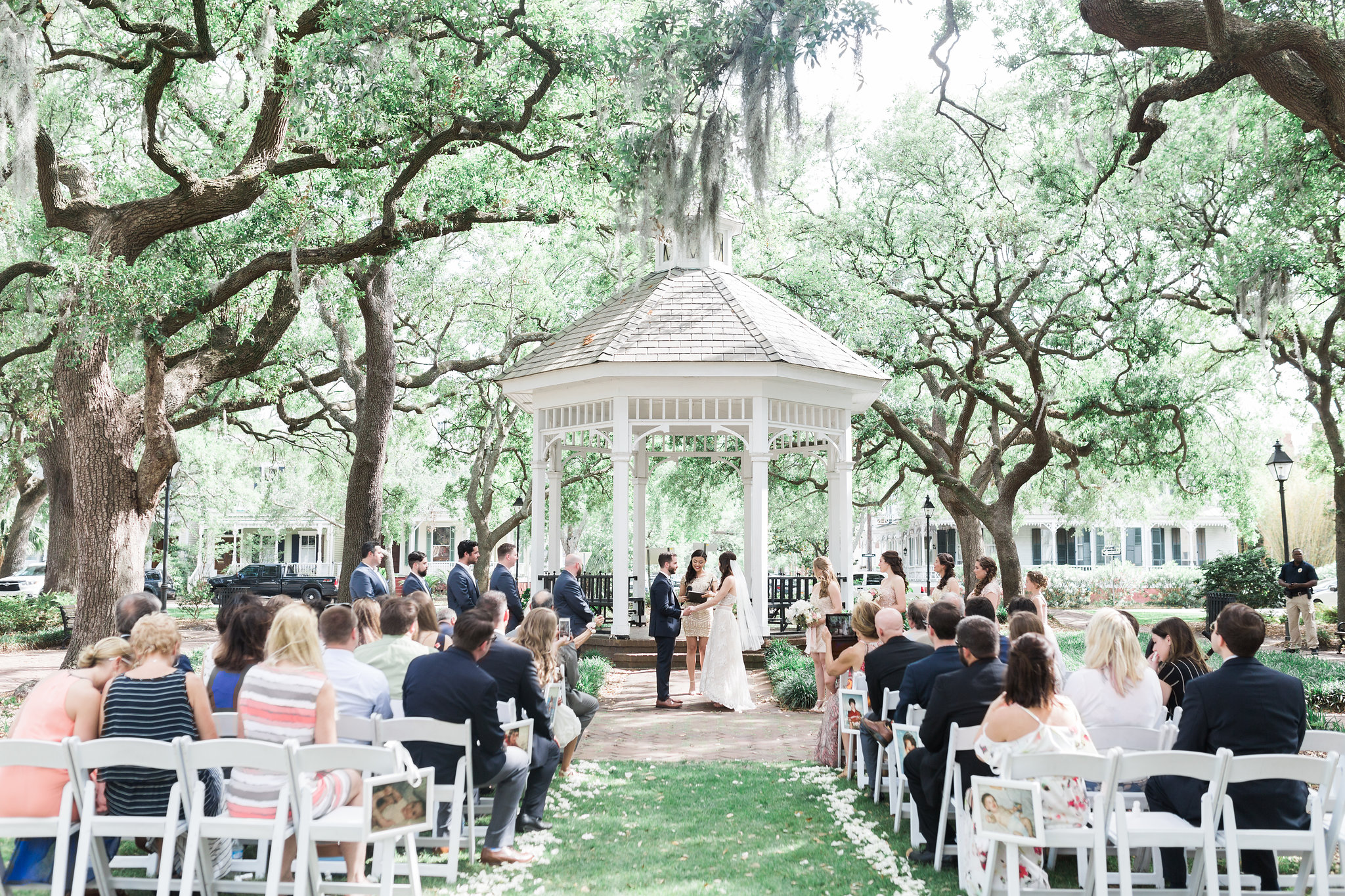 savannah-bridal-shop-ivory-and-beau-bridal-boutique-savannah-florist-apt-b-photography-whitfield-square-wedding-lady-and-sons-35.jpg