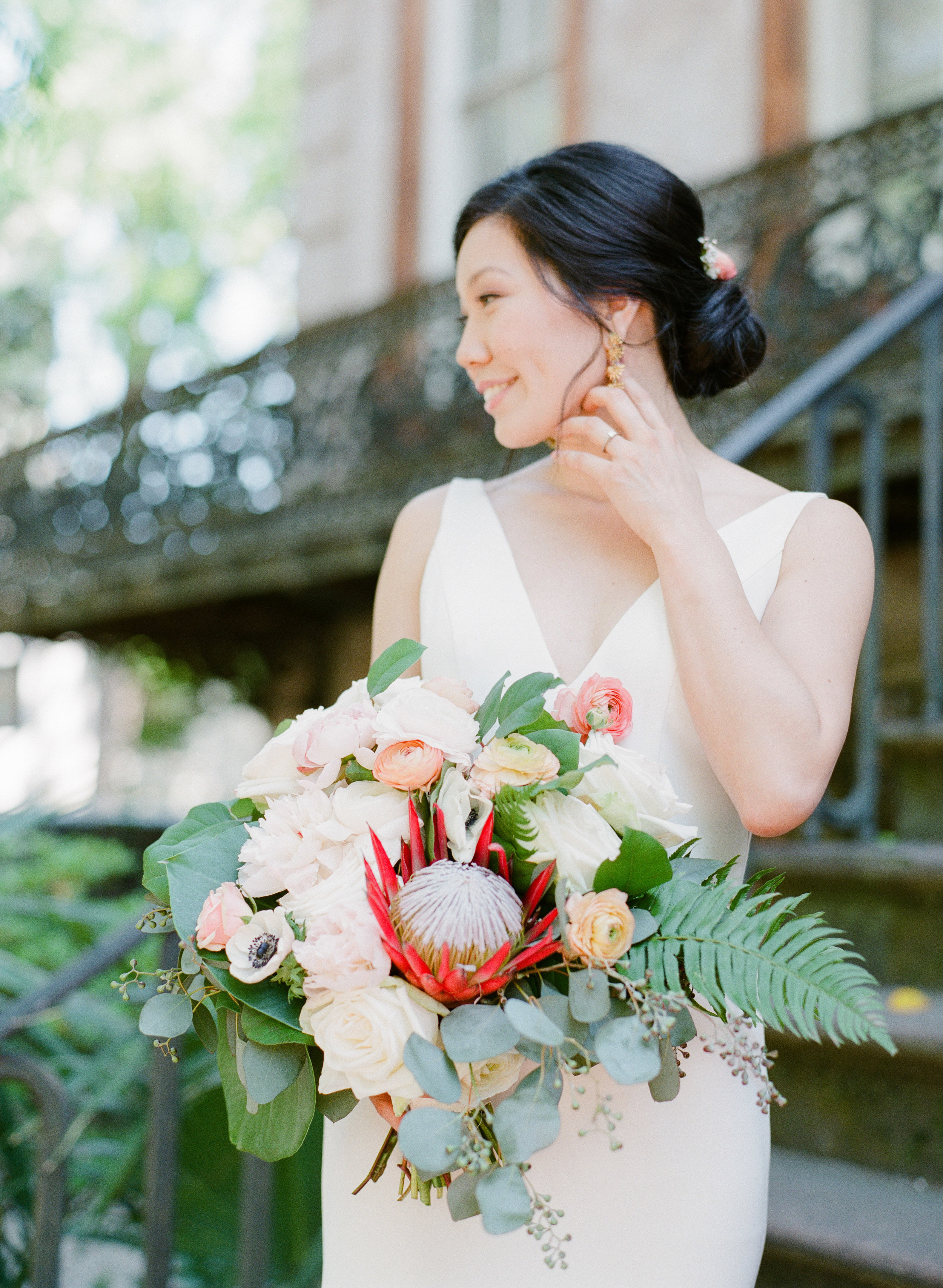 savannah-bridal-shop-savannah-florist-rio-and-amando-the-happy-bloom-photography-georgia-state-railroad-museum-wedding-i-and-b-florals-10.jpg