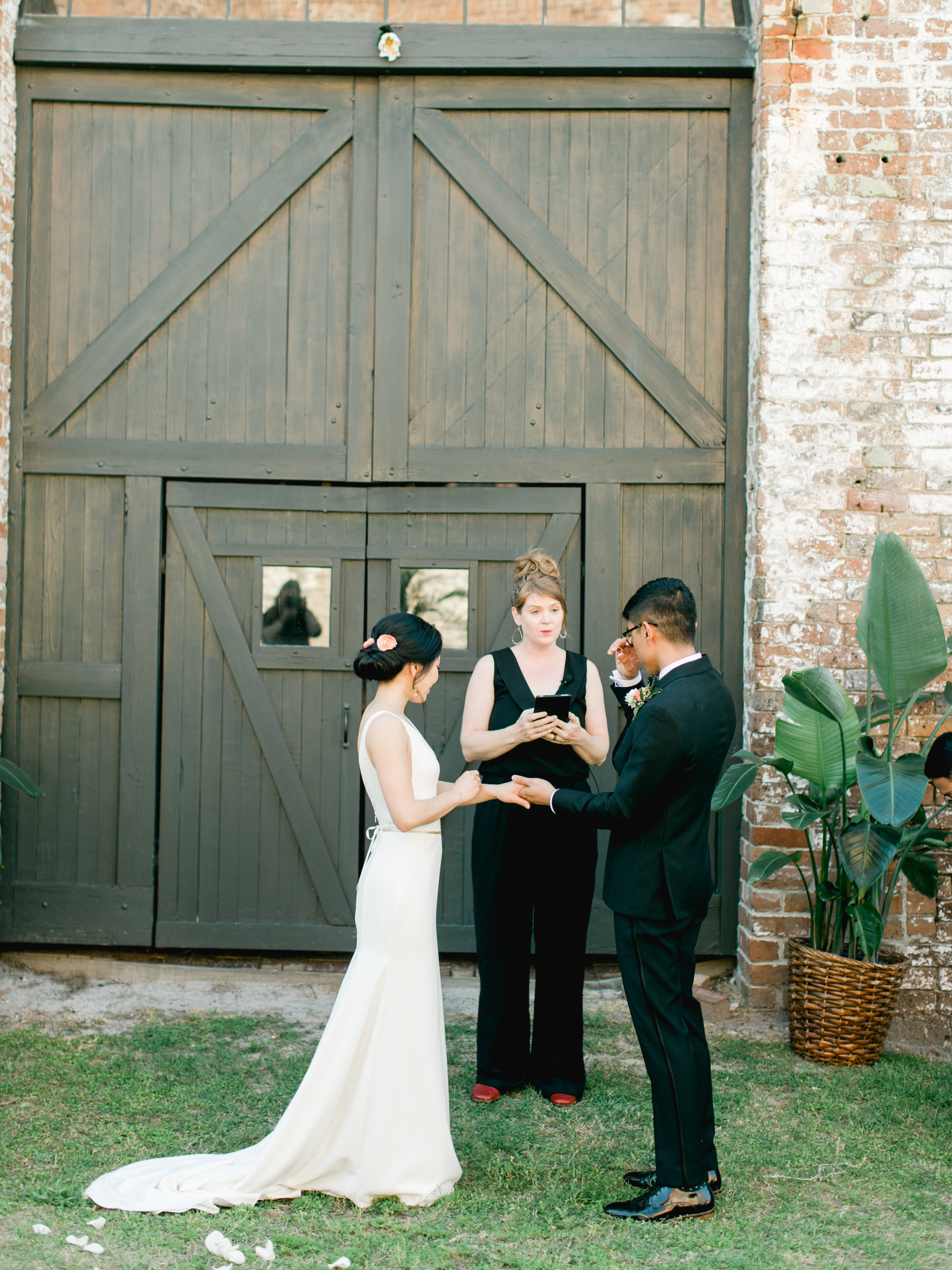 savannah-bridal-shop-savannah-florist-rio-and-amando-the-happy-bloom-photography-georgia-state-railroad-museum-wedding-i-and-b-florals-39.jpg