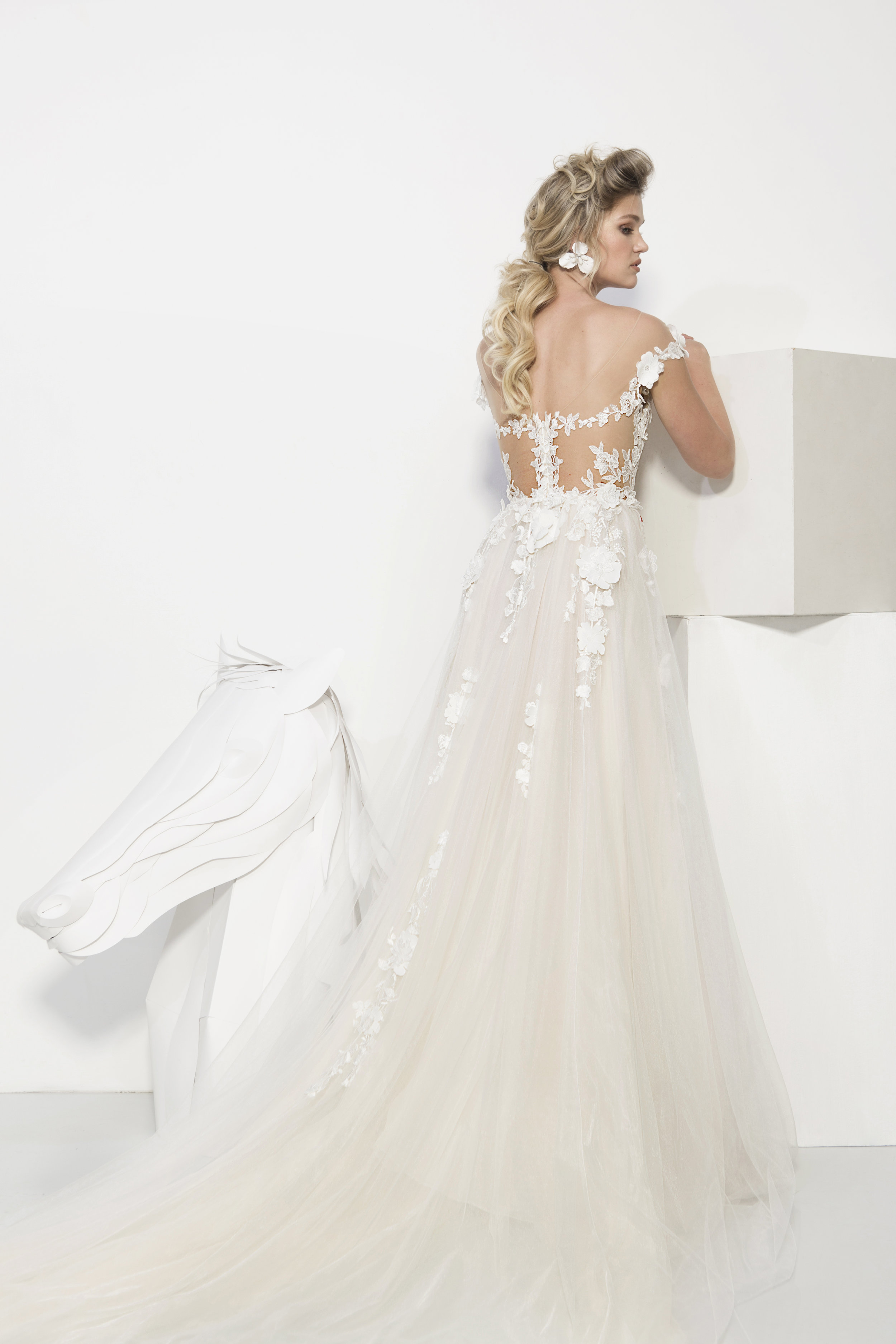 savannah-bridal-shop-yaniv-persy-trunk-show-yaniv-persy-designs-couture-wedding-gowns-wedding-dresses-savannah-ga-4.jpg