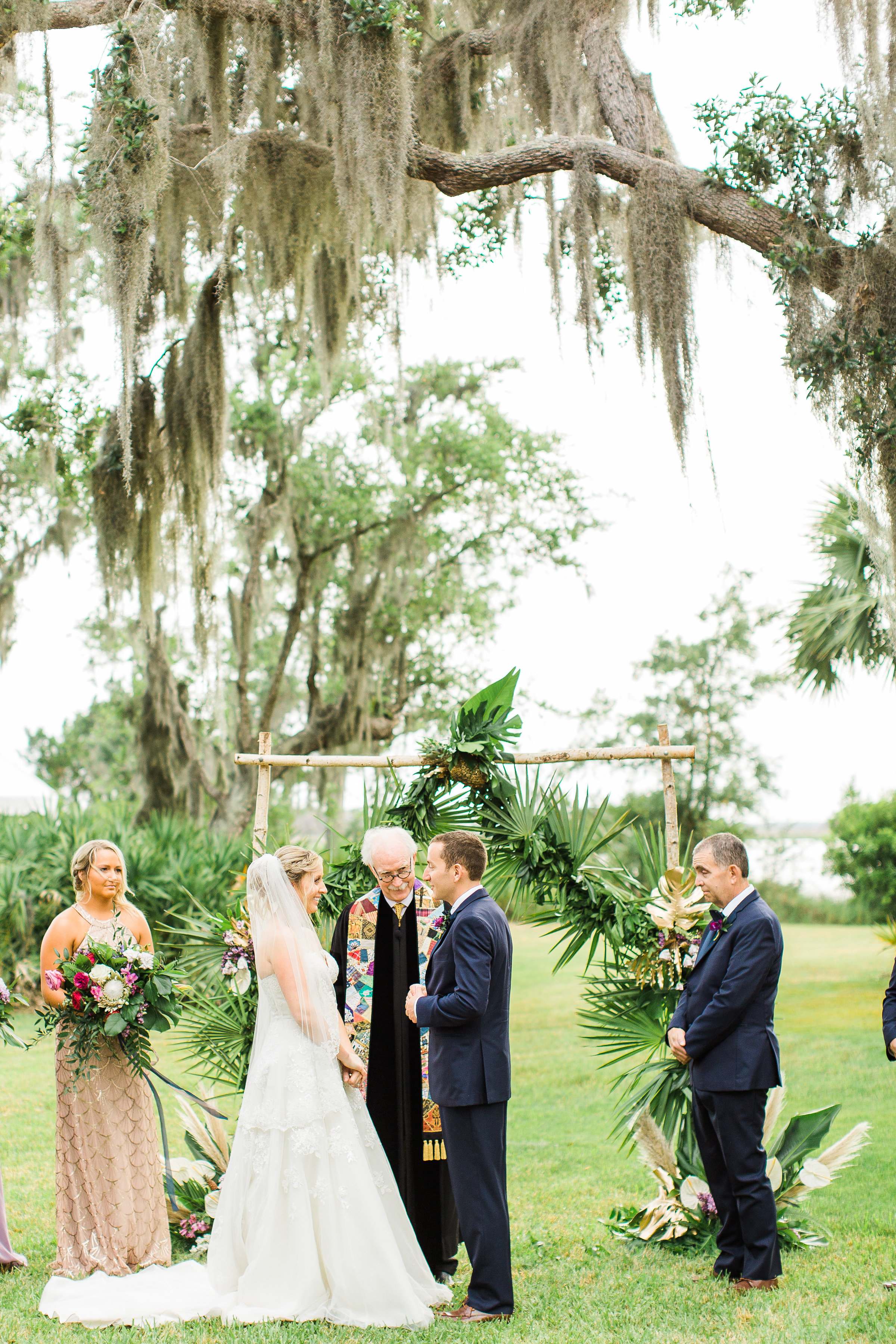 savannah-bridal-shop-i-and-b-couple-gretchen-and-alex-fun-and-unique-tropical-wedding-at-captains-bluff-st-simons-island-wedding-marianne-lucille-photography-23.jpg