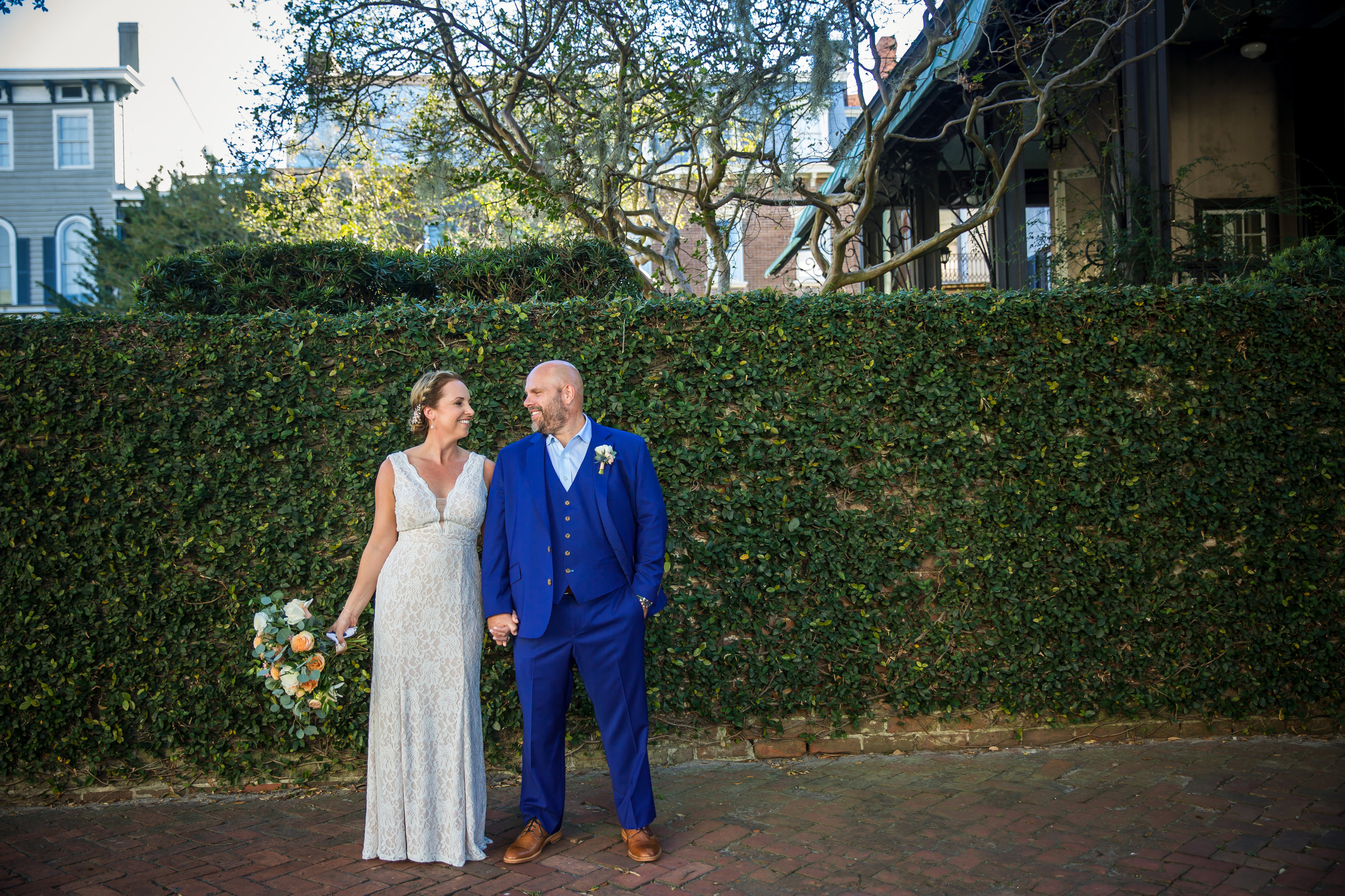 ivory_and_beau_savannah_bridal_shop_ivory_and_beau_florals_lindsey_and_collin_harper_fowlkes_house_the_mansion_on_fosyth_rich_burkhart_photography_savannah_florist_1.jpg