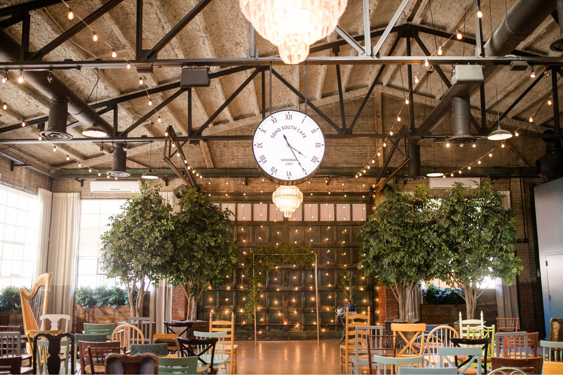 ivory_and_beau_savannah_bridal_shop_ivory_and_beau_floweres_savannah_florist_spring_wedding_savannah_wedding_gowns_savannah_wedding_dresses_southern_bride_10.png