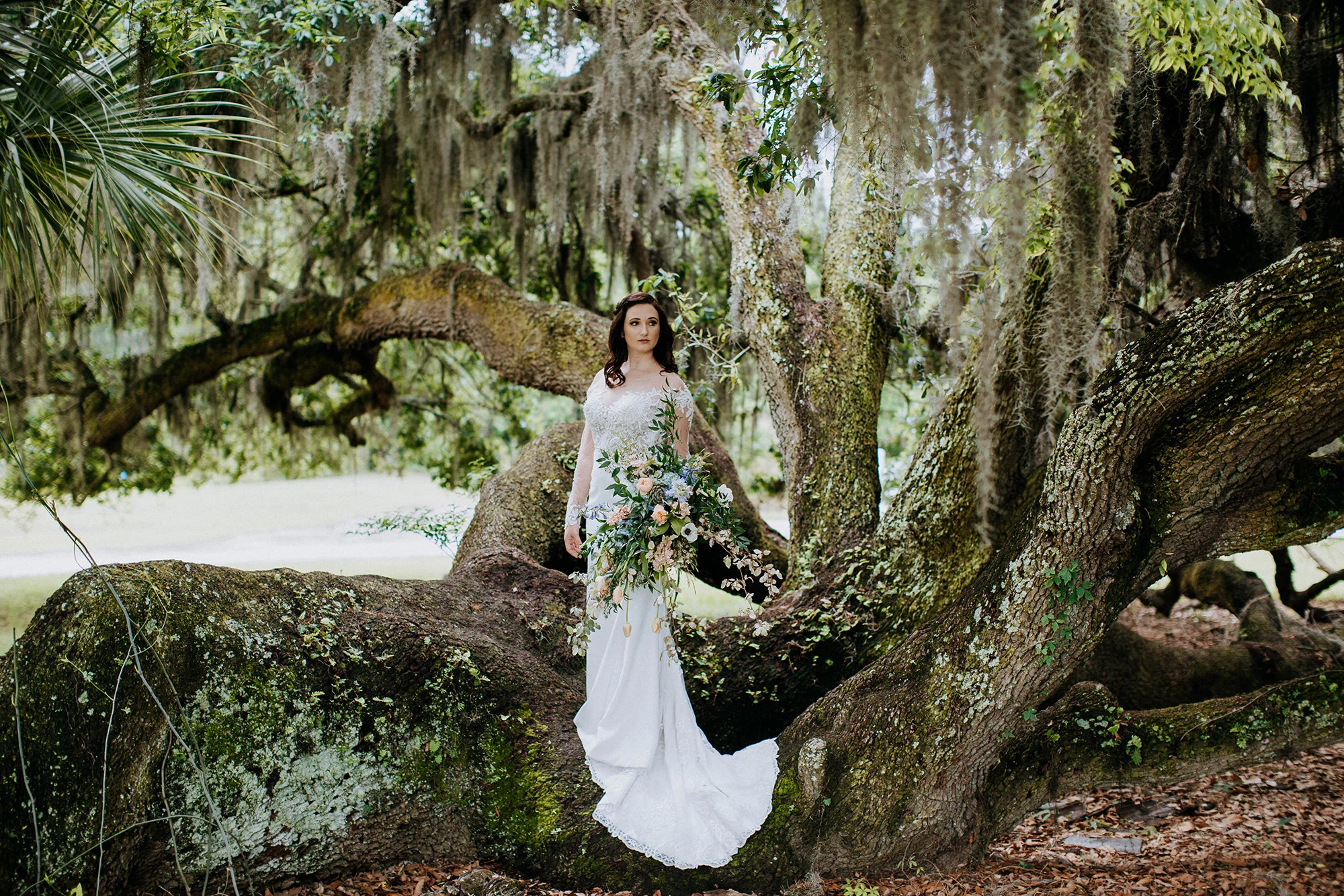 classic-southern-wedding-ivory-and-beau-styled-shoot-classic-southern-wedding-inspiration-georiga-wedding-savannah-wedding-planner-savannah-florist-savannah-bridal-shop-wedding-inspiration-pastel-wedding-inspiration-savanah-wedding-inspiration