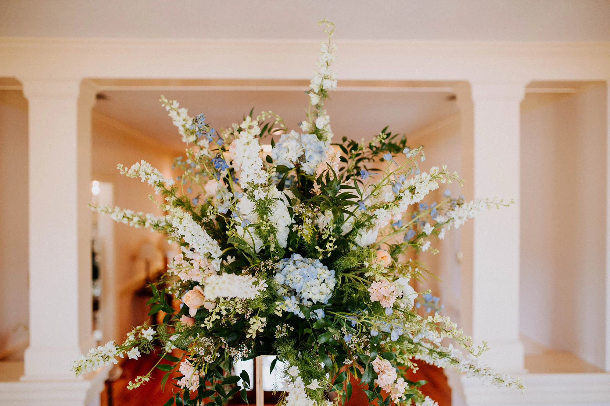 classic-southern-wedding-ivory-and-beau-styled-shoot-classic-southern-wedding-inspiration-georiga-wedding-savannah-wedding-planner-savannah-florist-savannah-bridal-shop-wedding-inspiration-pastel-wedding-inspiration-savanah-wedding-inspiration