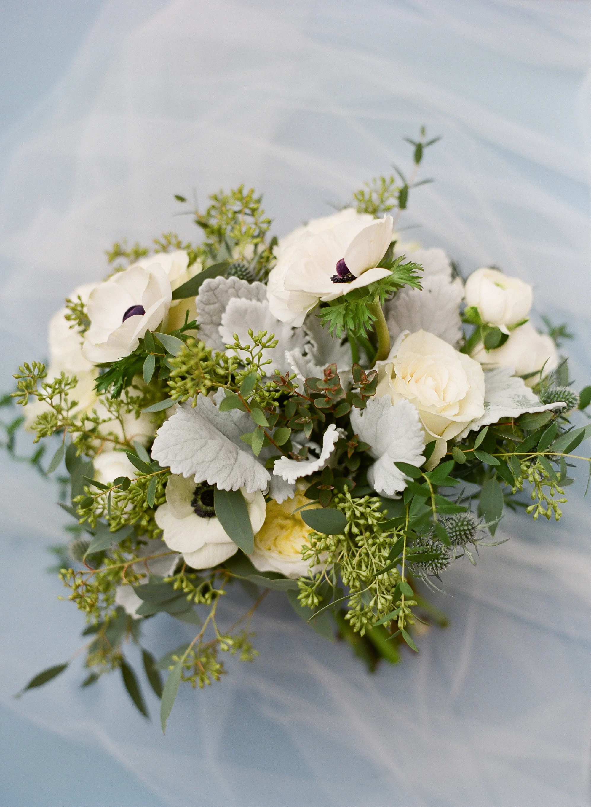 ivory_and_beau_couple_kate_and_dustin_wedding_flowers_savannah_florist_spring_wedding_georgia_2.jpg