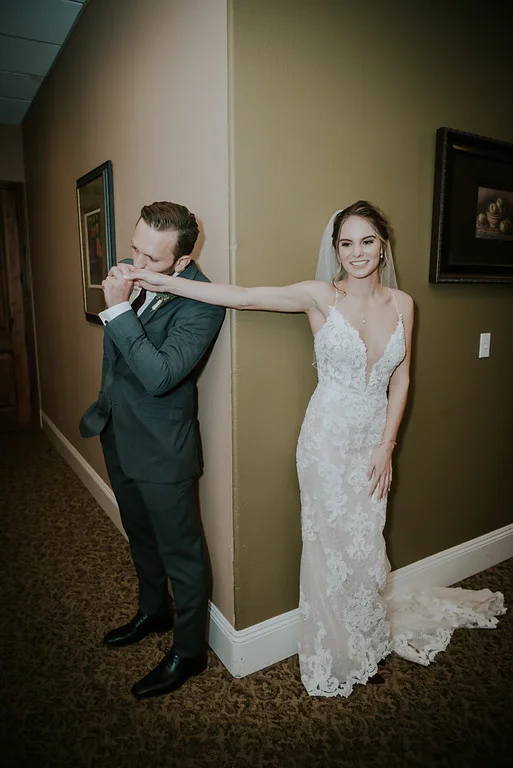 savannah-wedding-classic-wedding-inspiration-dark-color-wedding-deep-moody-wedding-color-scheme-savannah-gerogia-wedding-inspiration-spring-wedding-inspiration-traditional-wedding-inspo-getting-ready-wedding-attire-savannah-wedding-planner-savannah-florist-savannah-wedding-dresses