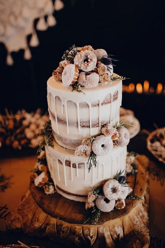 ivory-and-beau-wedding-color-palette-blog-amber-and-stone-boho-wedding-cake-03de95e17aed604b2739bd02c6af9592.jpg