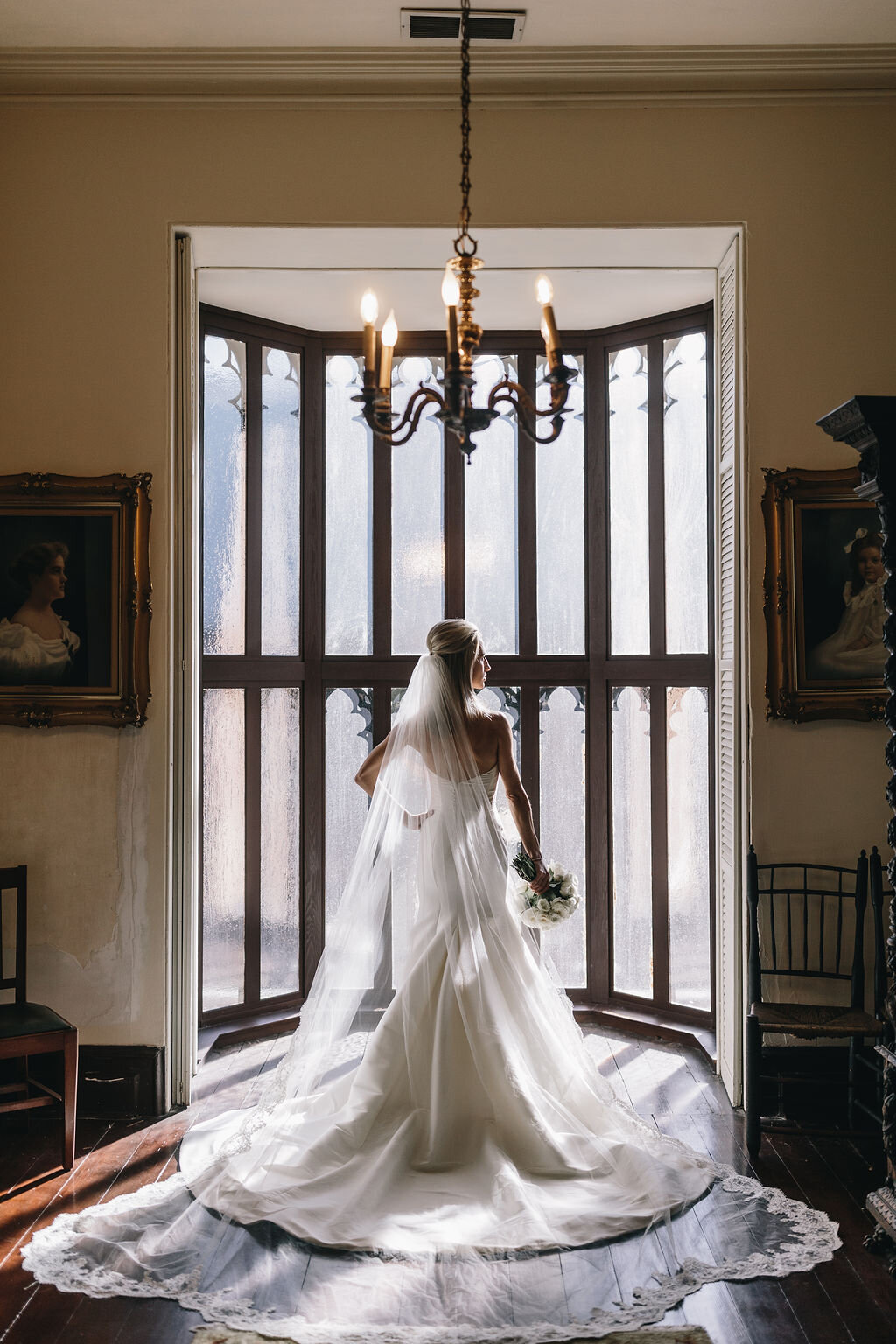 ivory-and-beau-couple-laura-and-charlie-day-of-coordination-wedding-coordinator-savannah-wedding-coordinator-savannah-wedding-st-johns-cathedral-telfair-museum-Laura+Charlie_Sneakpeeks-33.jpg