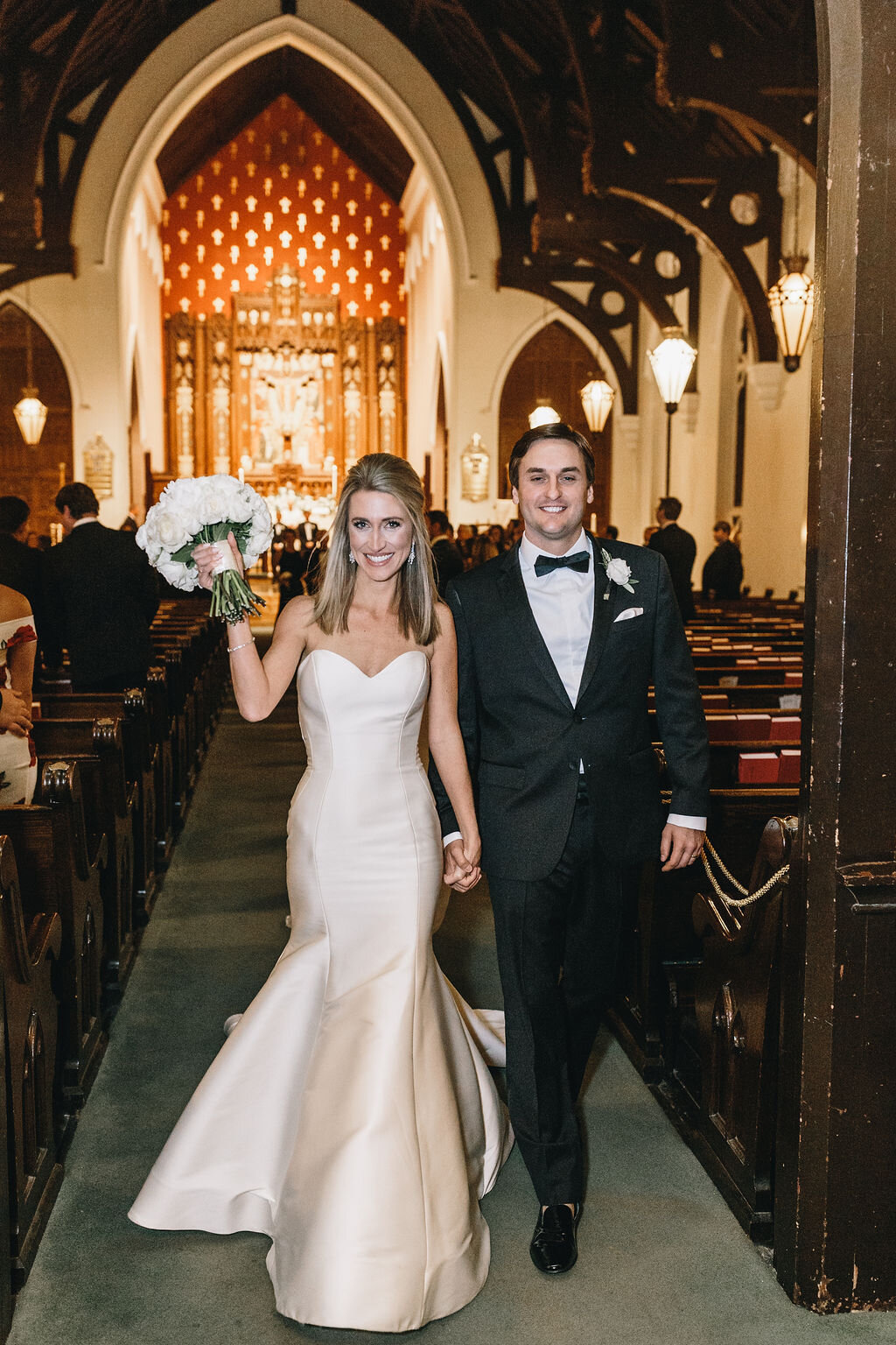 ivory-and-beau-couple-laura-and-charlie-day-of-coordination-wedding-coordinator-savannah-wedding-coordinator-savannah-wedding-st-johns-cathedral-telfair-museum-Laura+Charlie_Sneakpeeks-95.jpg