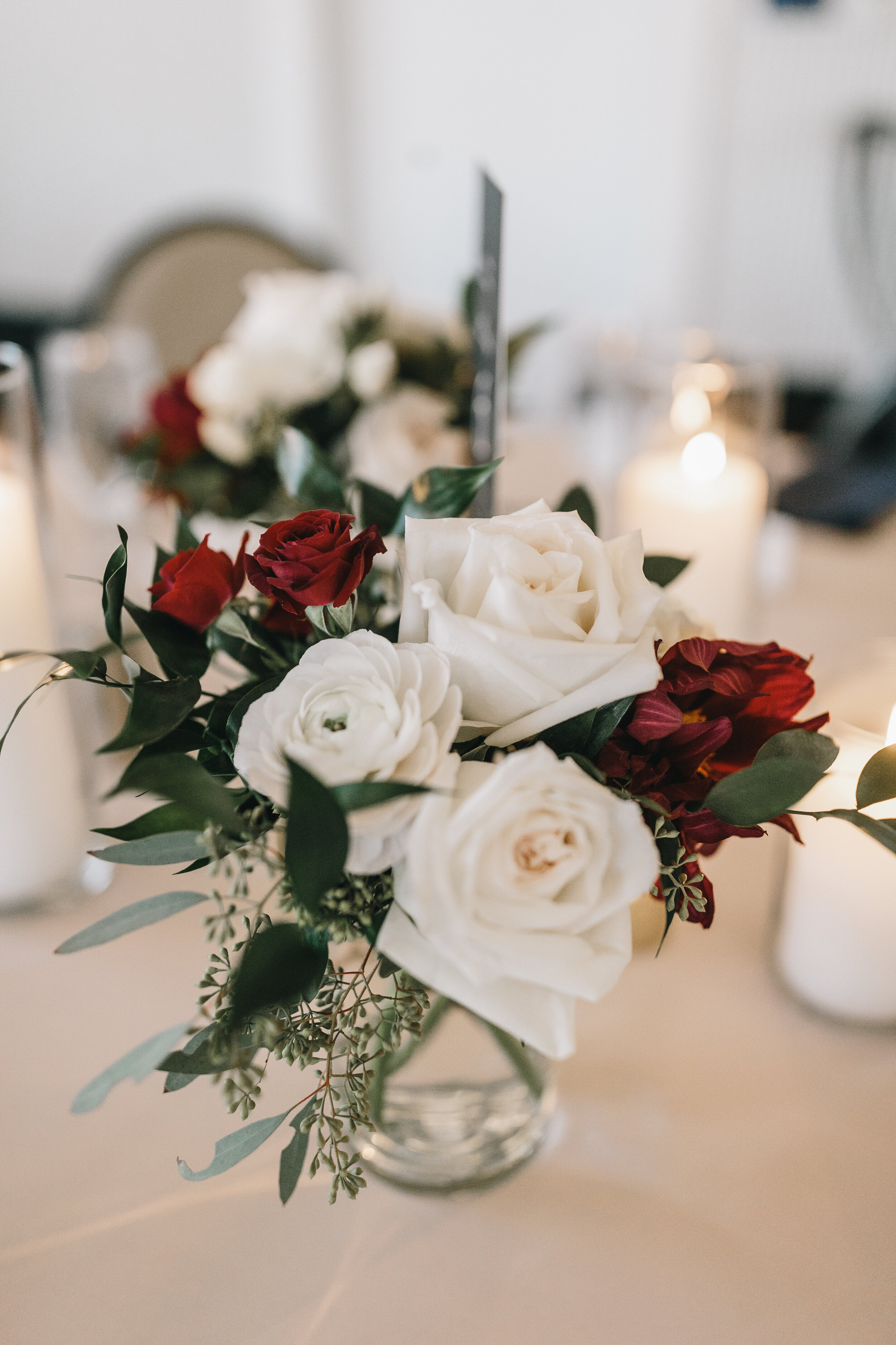 carats-and-cake-ivory-and-beau-florals-jordan-and-michael-wedding-flowers-wedding-florals-wedding-blog-feature-wedding-inspo-wedding-inspiration-savannah-florist-floral-design-floral-designer-flower-shop-Jordan+Michael_weddingsneaks-60.jpg