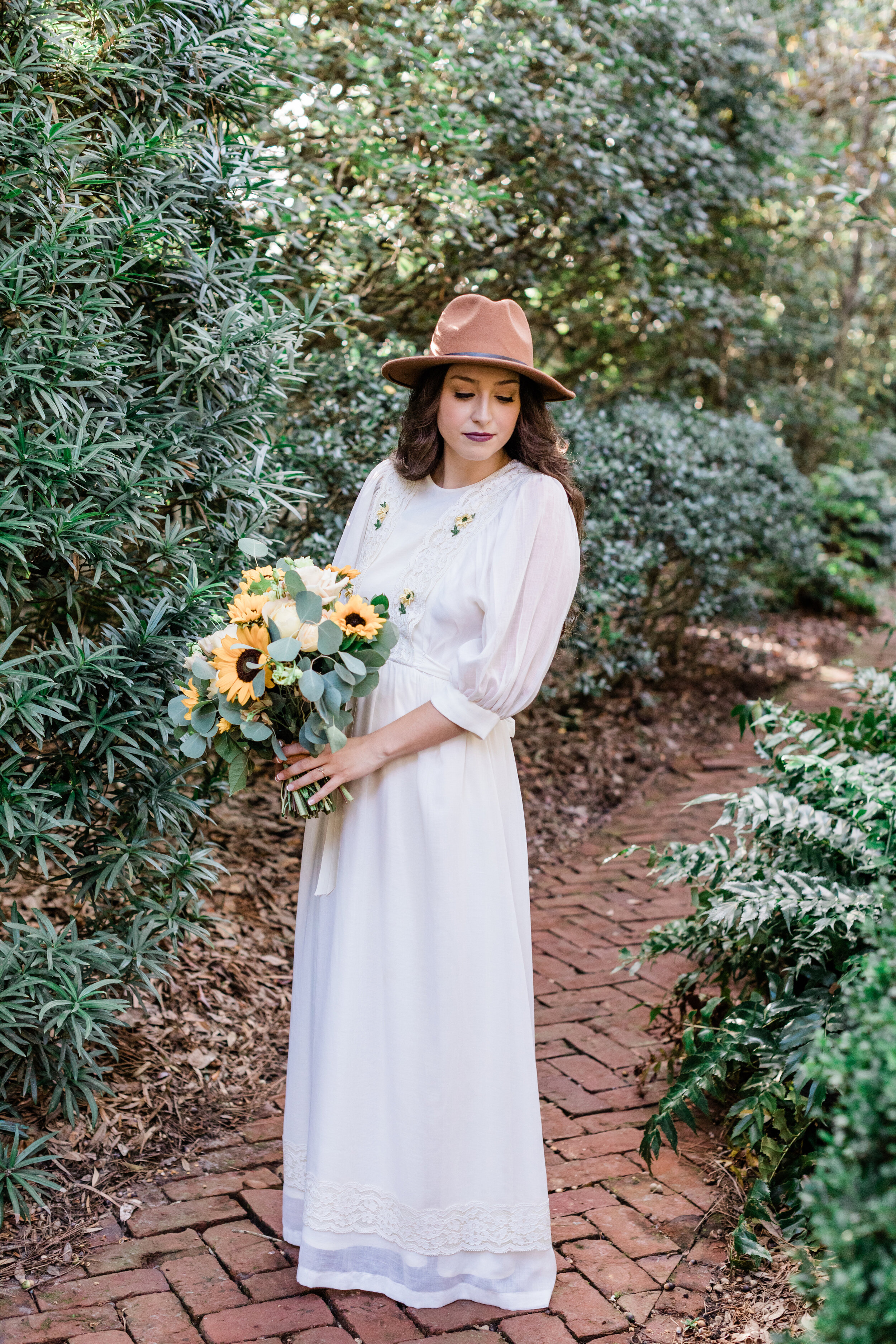 ivory-and-beau-florals-angela-and-sam-elopement-savannah-elopement-package-elopement-flowers-florist-savannah-florist-wedding-flowers-sunflowers-AptBPhoto_AngelaSam-45.jpg