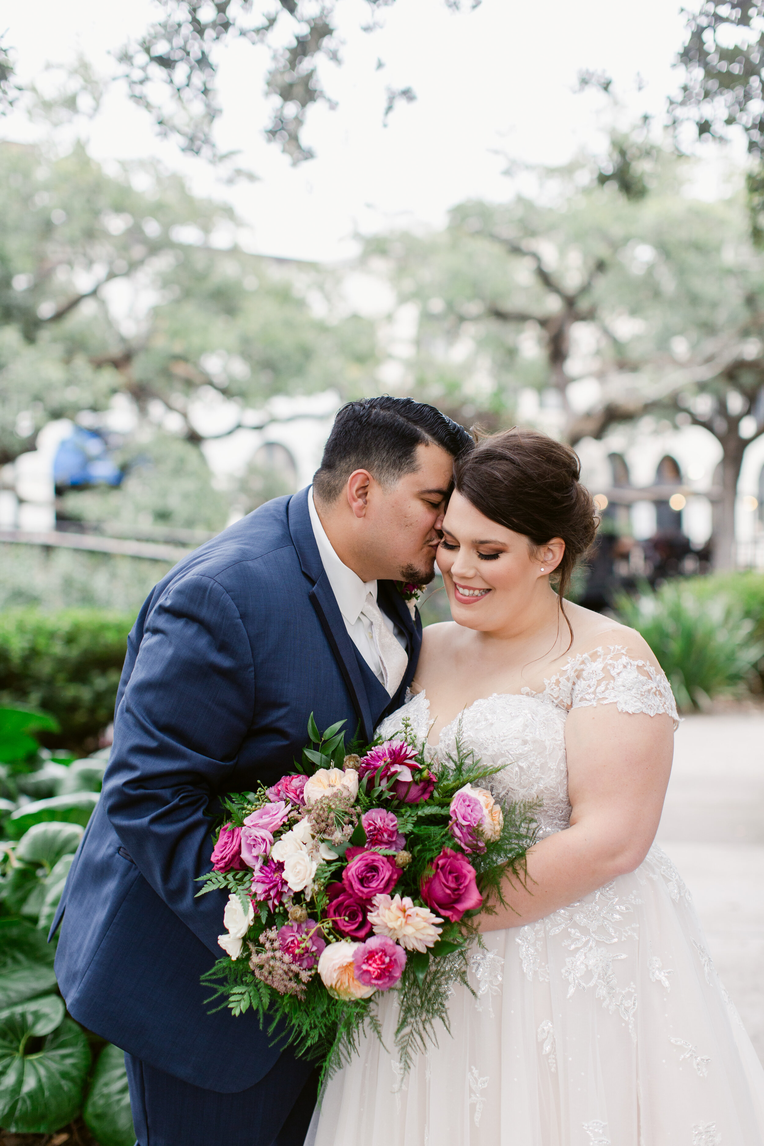 ivory-and-beau-wedding-and-florals-savannah-wedding-the-alida-hotel-rooftop-wedding-flowers-florals-savannah-florist-georgia-florist-wedding-florist-wedding-coordination-wedding-coordinating-MariahChristian-146.jpg