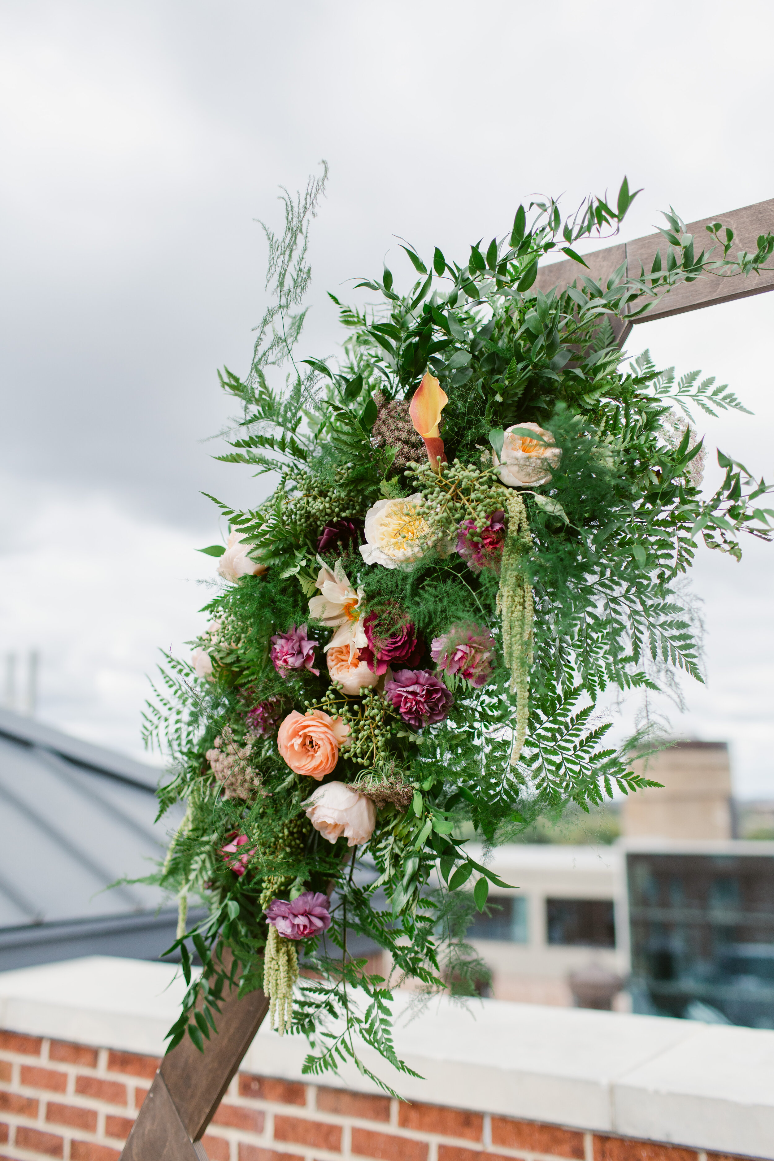 ivory-and-beau-wedding-and-florals-savannah-wedding-the-alida-hotel-rooftop-wedding-flowers-florals-savannah-florist-georgia-florist-wedding-florist-wedding-coordination-wedding-coordinating-MariahChristian-166.jpg