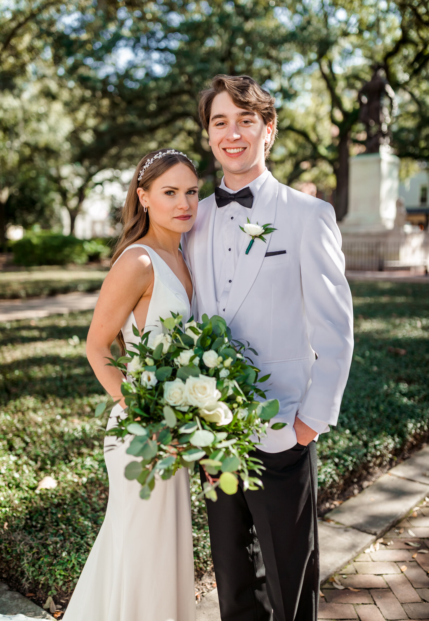 ivory-and-beau-bride-and-florals-nicole-and-ralph-savannah-wedding-blog-wedding-blog-real-bride-real-wedding-southern-wedding-classic-wedding-clean-traditional-modern-wedding-flowers-soho-south-wedding-florals-wedding-florist-savannah-georgia-823A60-2.jpg