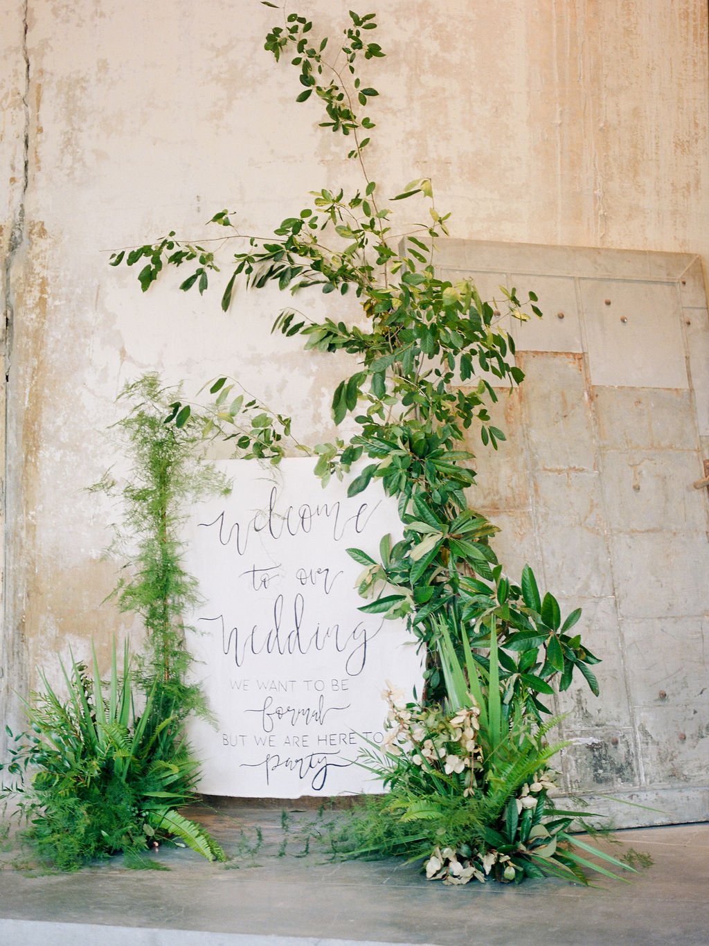 5-things-to-know-before-booking-your-wedding-florist-brought-to-you-by-savannah-wedding-planner-and-savannah-florist-ivory-and-beau-savannah-plant-riverside-district-savannah-wedding-savannah-bridal-shop-maggie-sottero-made-wiith-love-bridal-1.jpg
