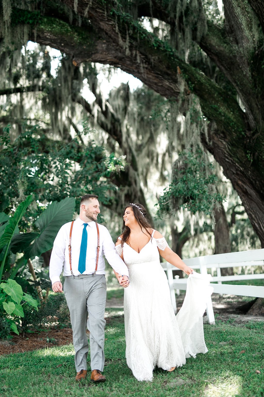 savannah-bride-savannah-wedding-dresses-savannah-bridal-boutique-wedding-dress-red-gate-farms-weddings-wedding-planning-savannah-planning-5.jpg