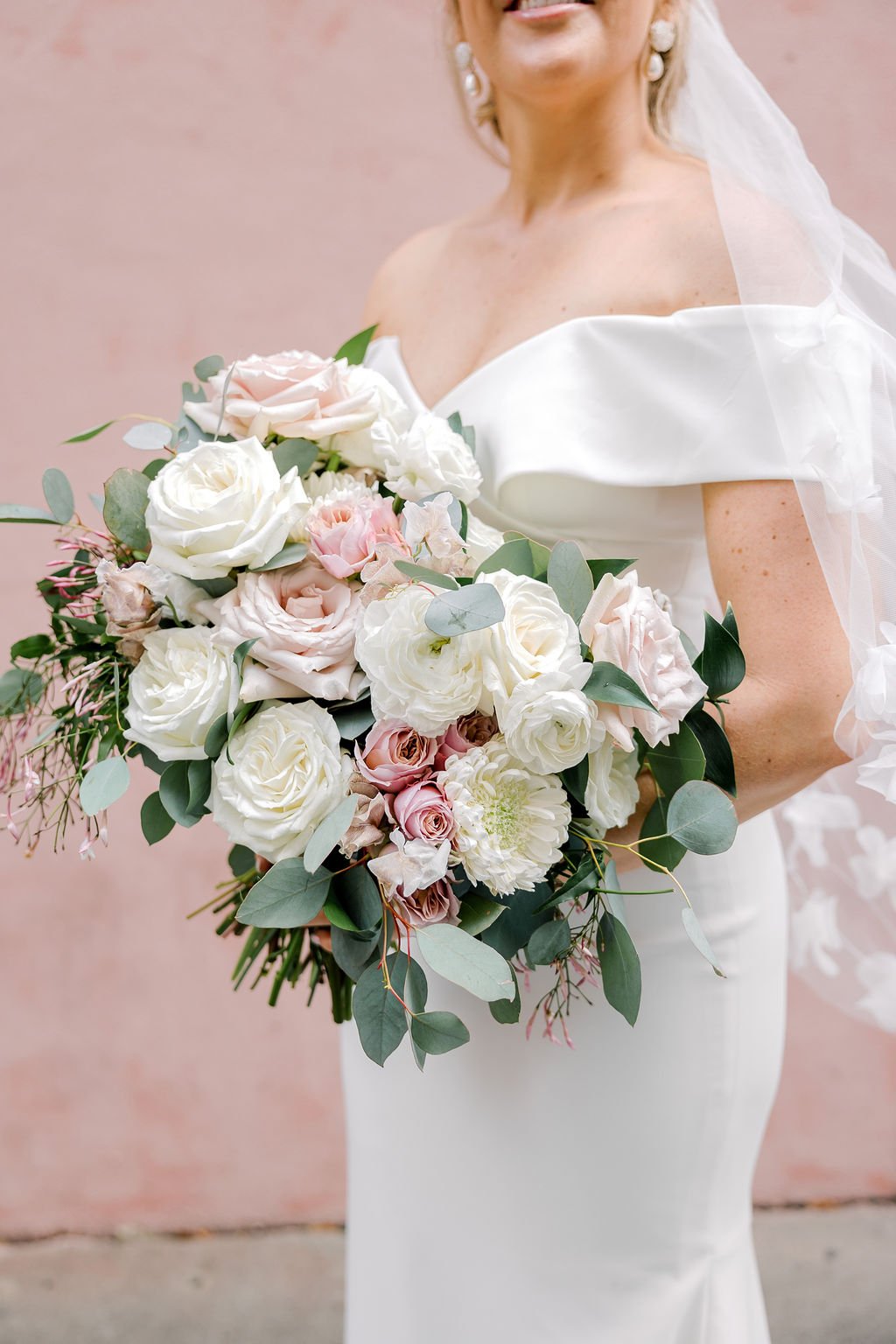 large organic natural bridal bouquet