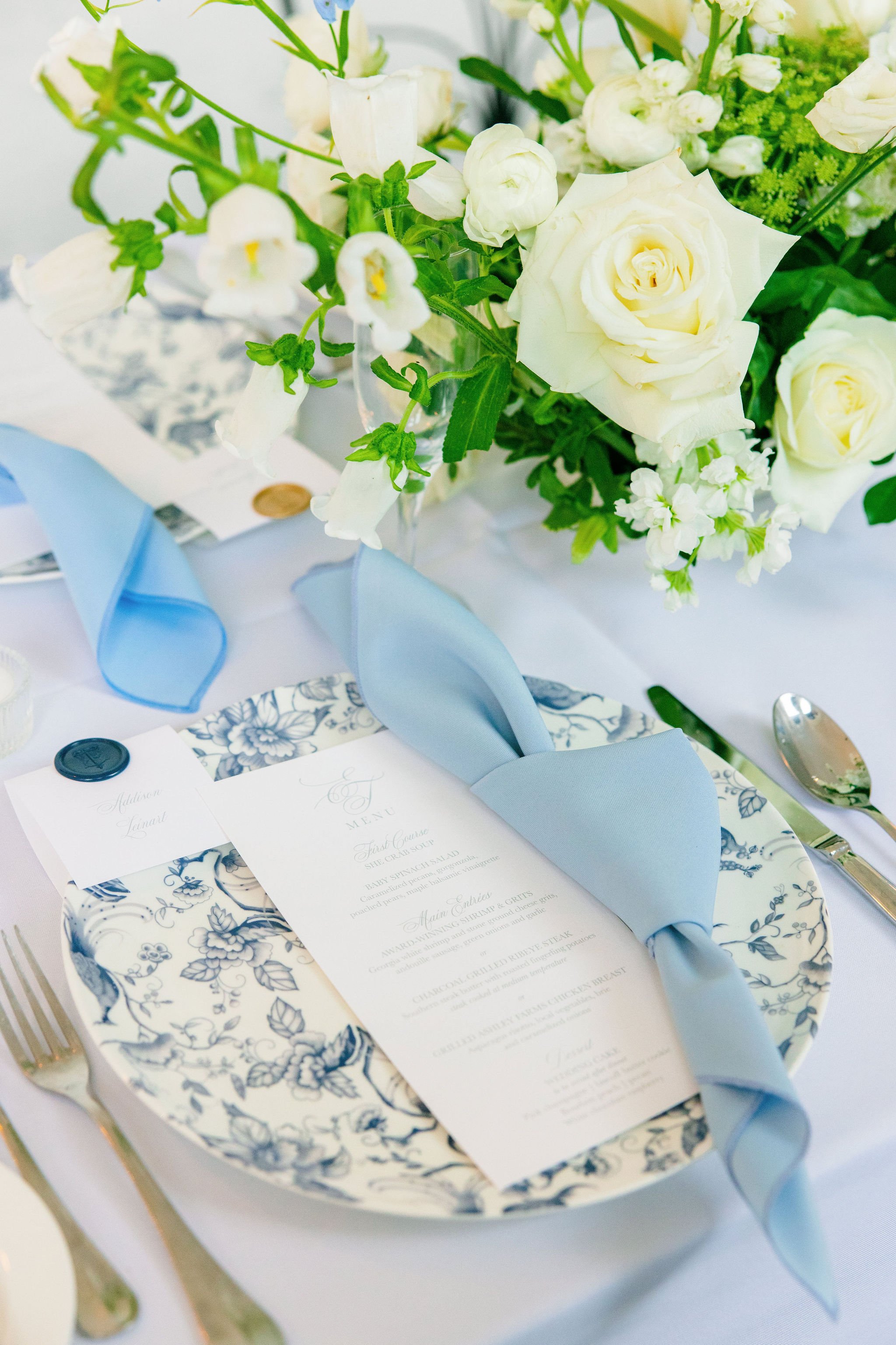 southern wedding tablescape inspiration