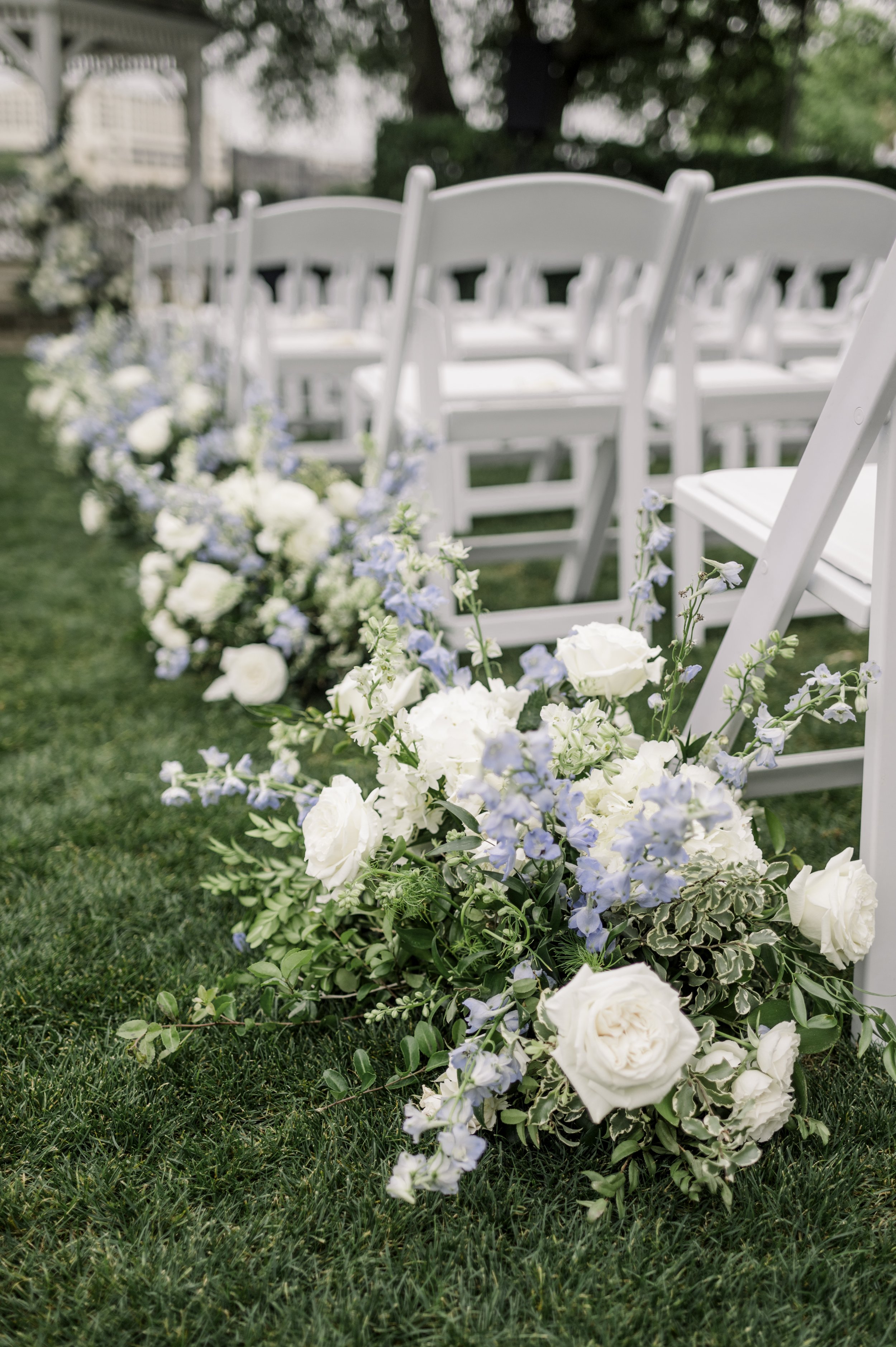 madison-and-rufus-chic-southern-wedding-at-the-westin-savannah-harbor-with-a-summery-white-and-blue-color-palette-planned-by-savannah-wedding-planner-and-florist-ivory-and-beau-14.jpg