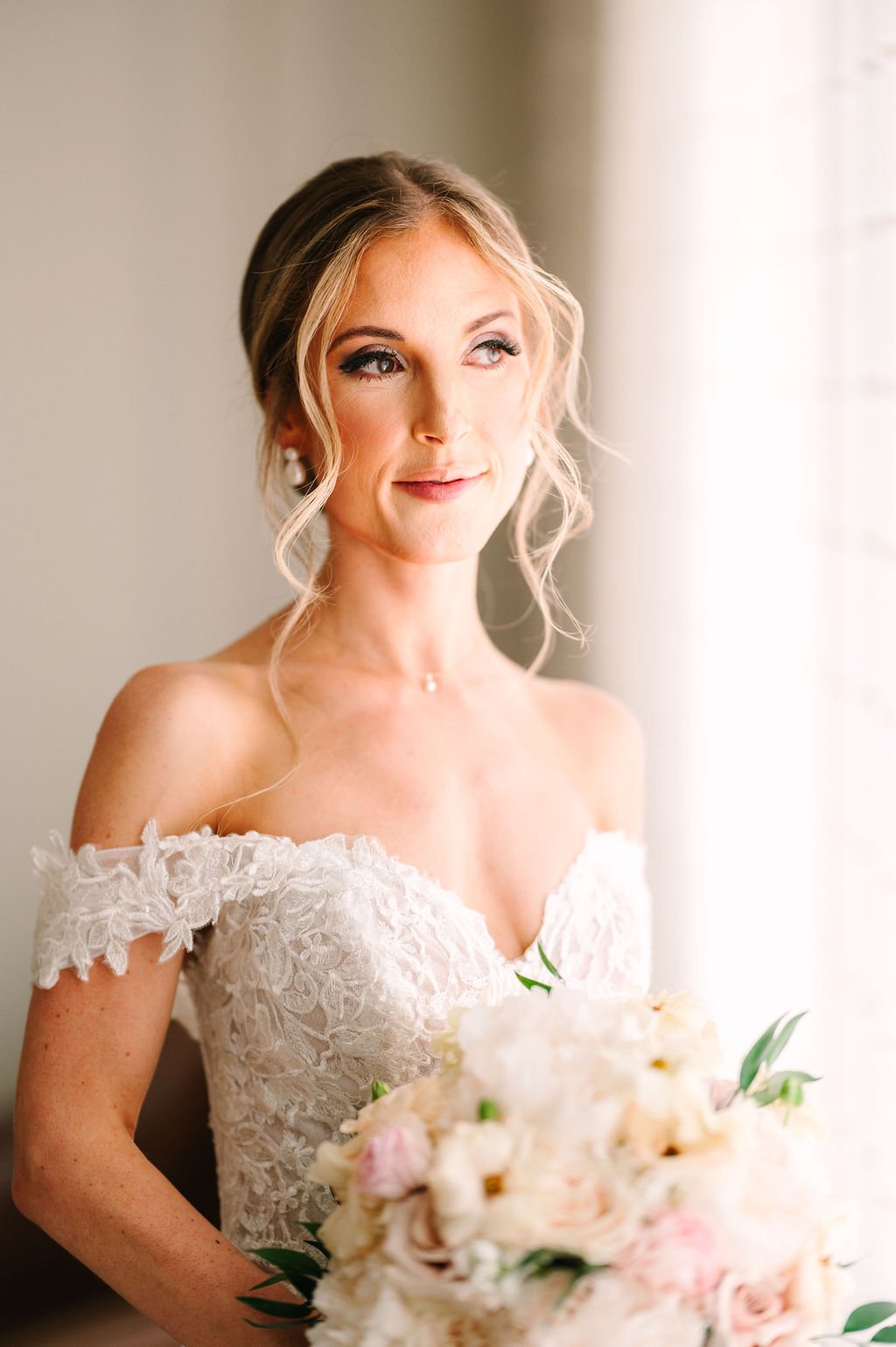 ivory-and-beau-bride-hayley-in-katell-by-maggie-sottero-a-clasic-fitted-lace-wedding-dress-with-sweetheart-neckline-purchased-from-savannah-bridal-shop-ivory-and-beau-4.jpg