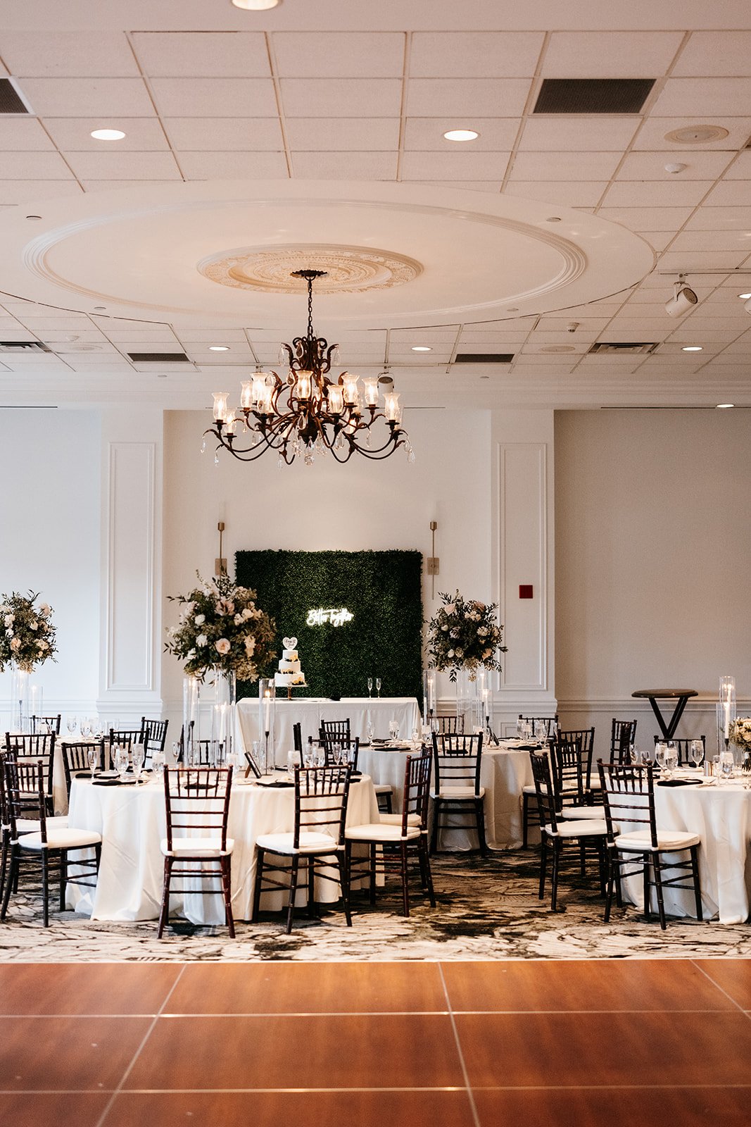 casey-and-jakes-modern-classic-savannah-wedding-at-the-westin-harbor-lawn-and-ballroom-featuring-trendy-wedding-flowers-designed-by-savannah-florist-ivory-and-beau-21.jpg