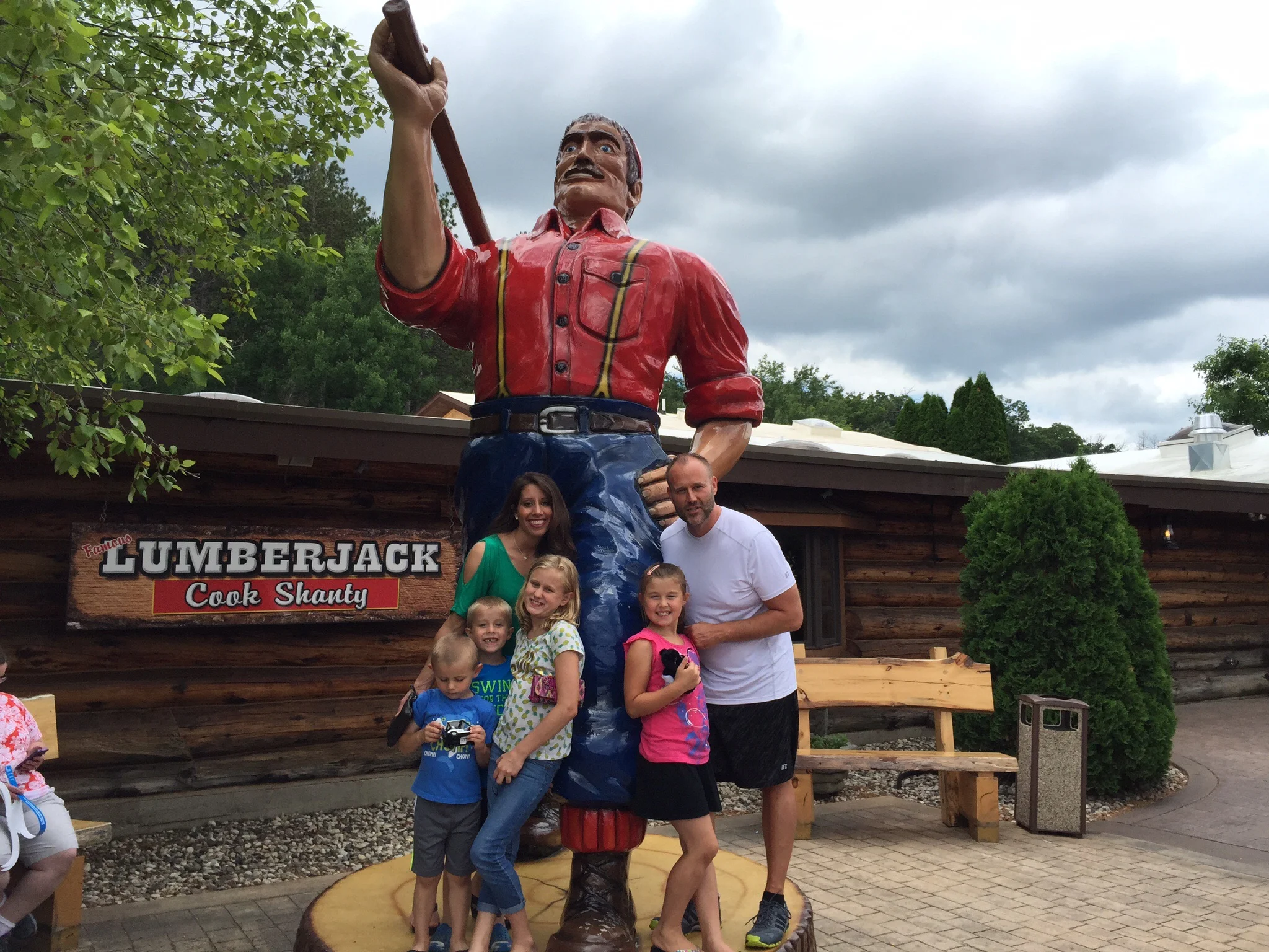 Rebecca and I both remember trips to Paul Bunyon when we were younger. We finally had a chance to take the kids. They loved it!  