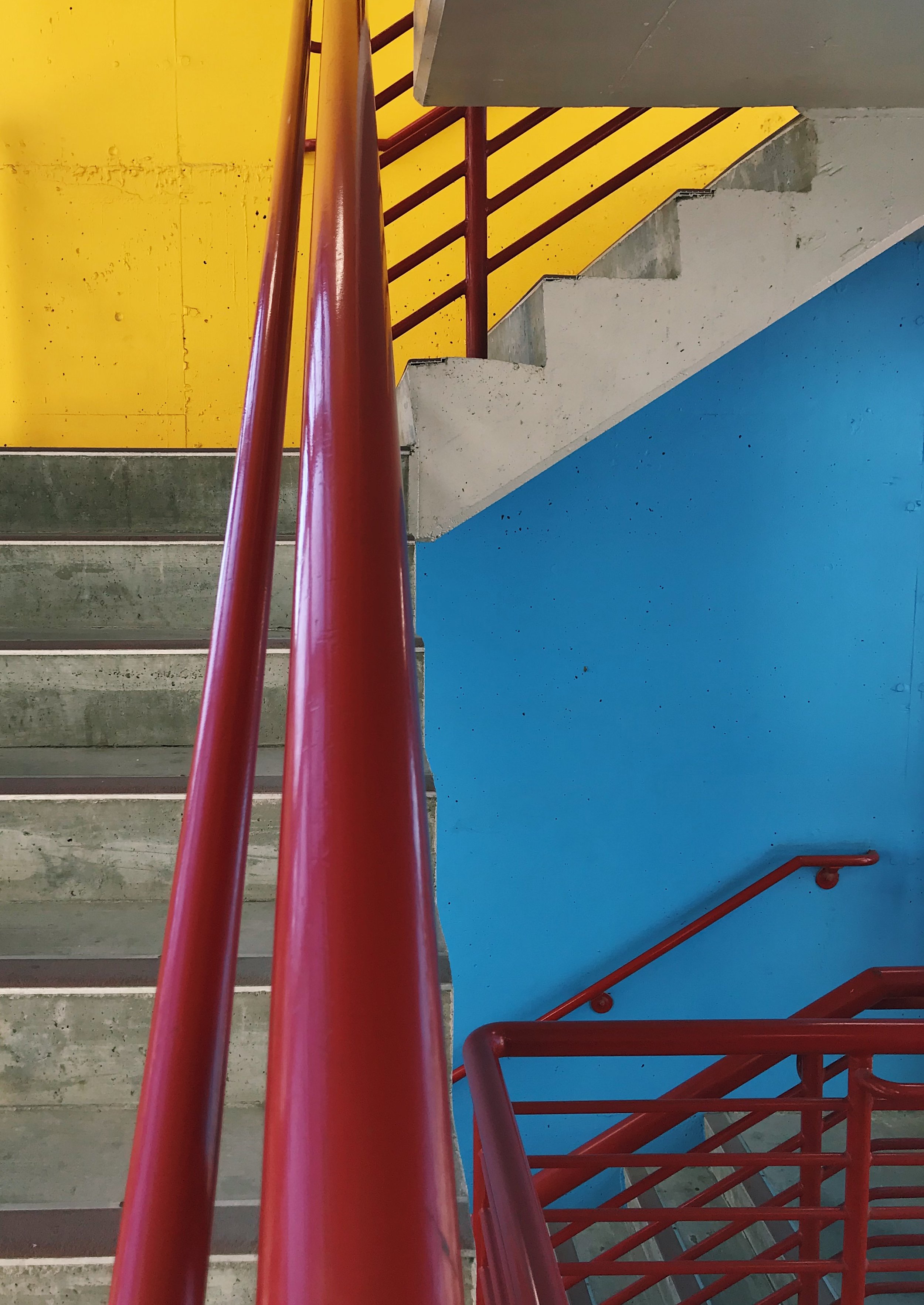  Primary colors. November 16, 2018. iPhone 7. 