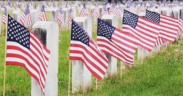 Happy Memorial Day 🇱🇷