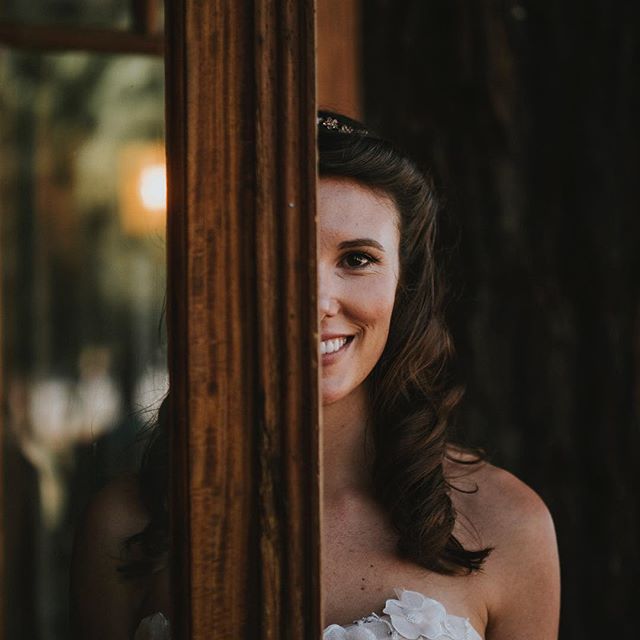 All smiles!
&bull;
&bull;
&bull;
&bull;
&bull;
&bull;
#napawedding #weddingwednesday #adventurouswedding
#acenlacefilms #bohowedding #bohemianwedding #Dronewedding #retro #laketahoe #Videography #Videographer #WeddingVideography #WeddingVideographer 