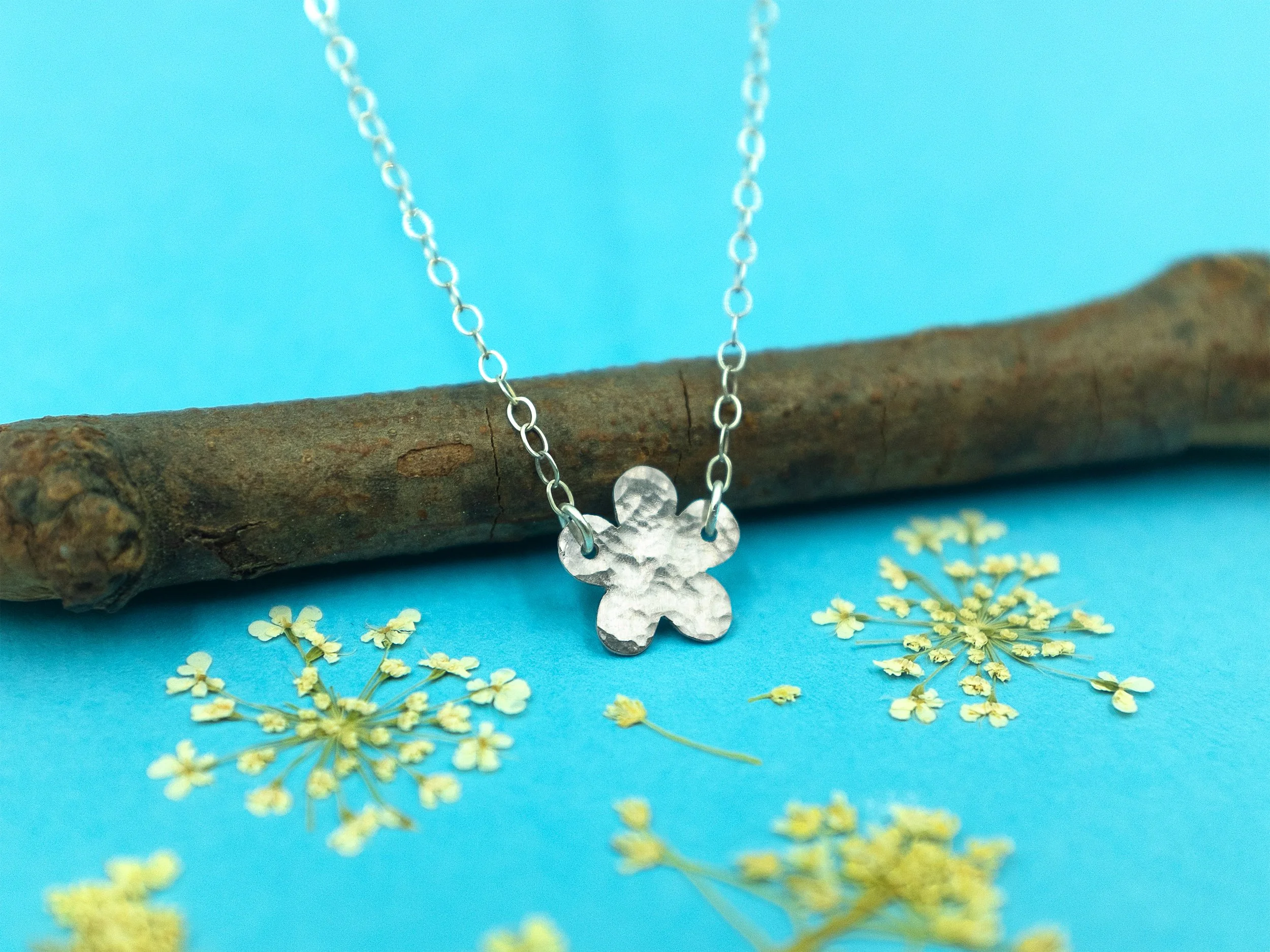necklace_flower_004_03.jpg