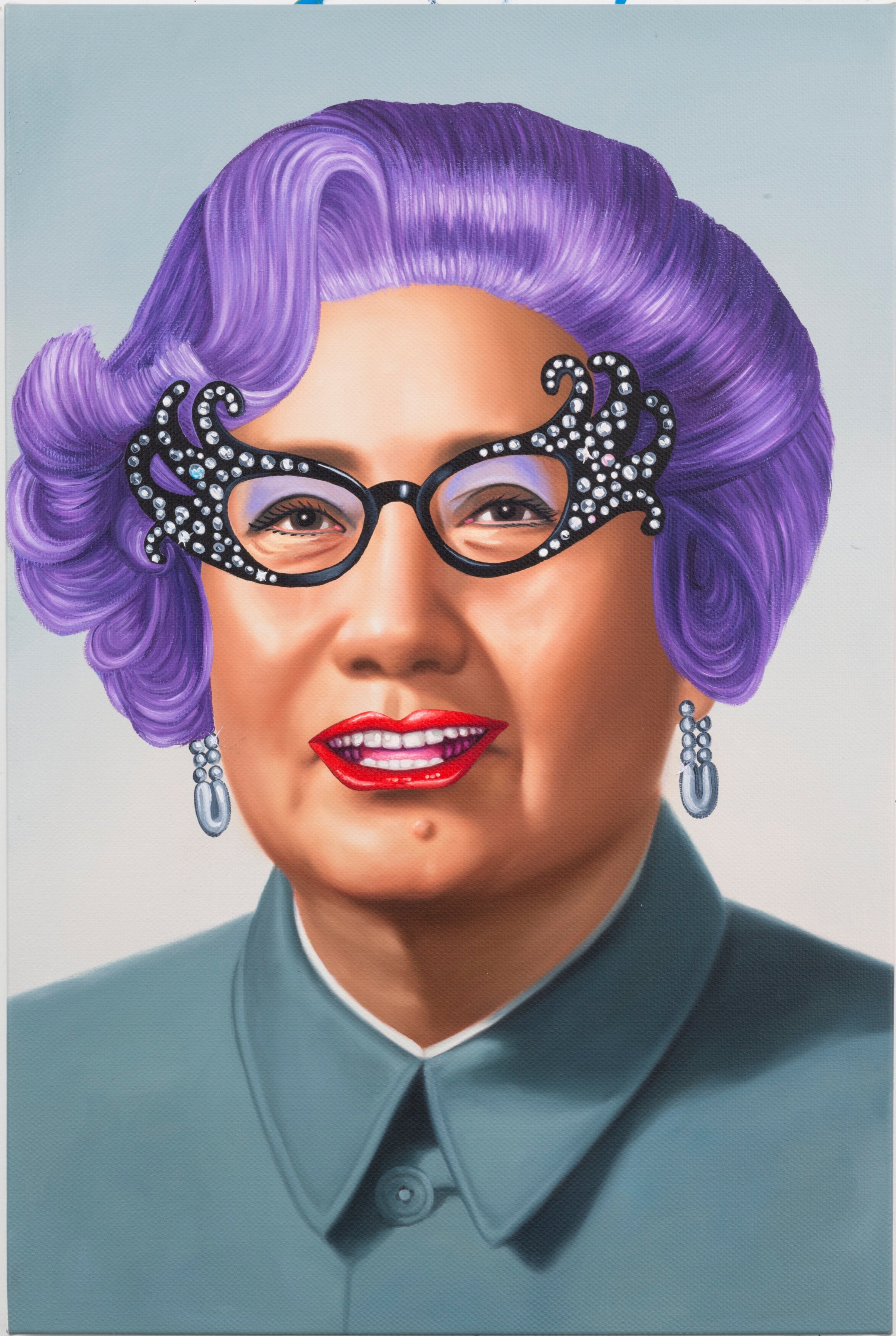 Dame Edna Mao