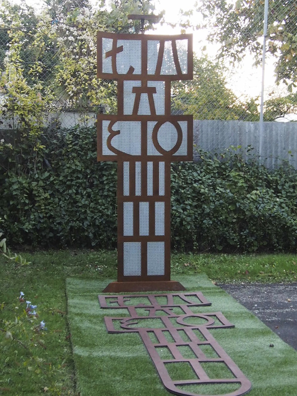  HOPSCOTCH (DAY) 