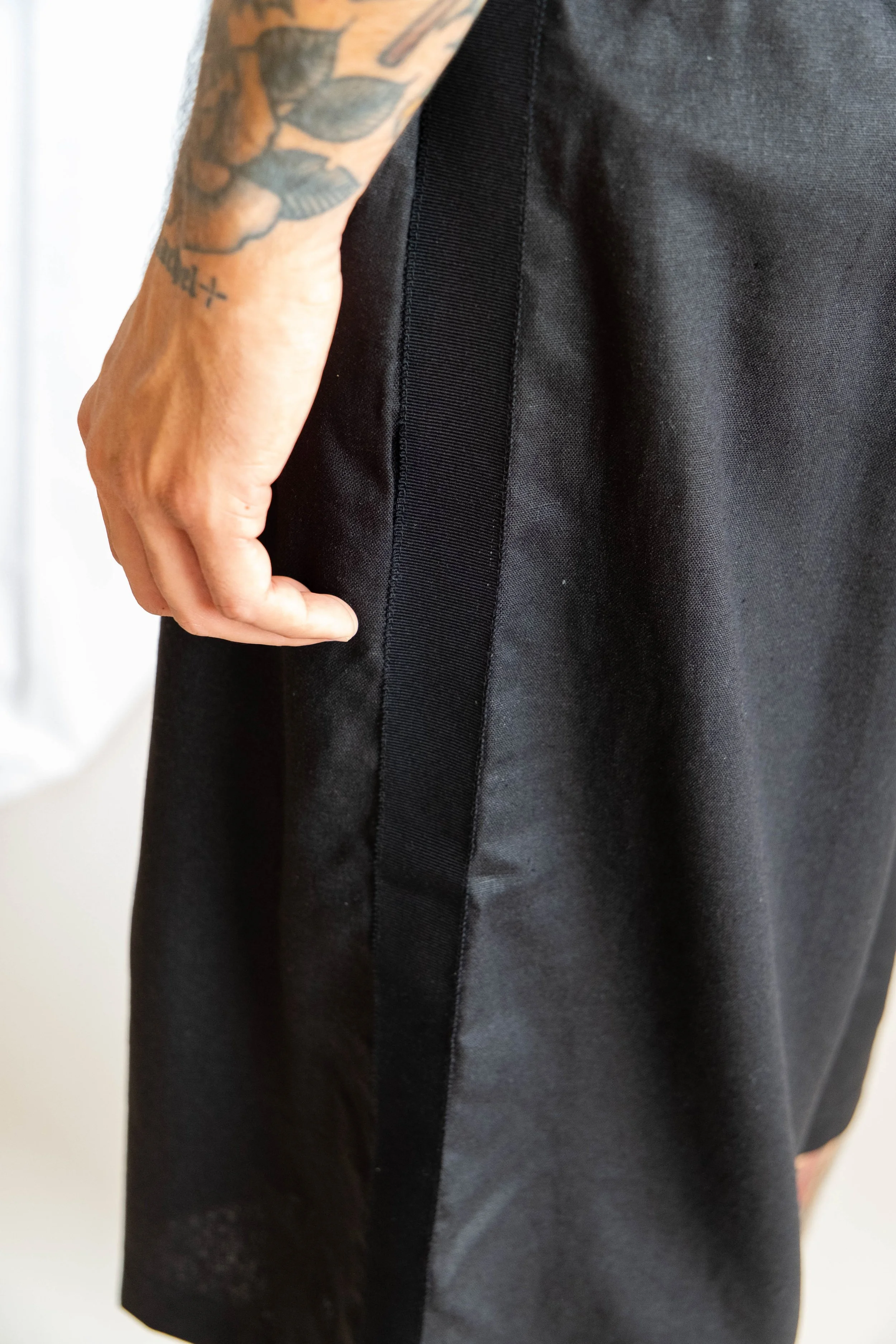 LOUIE black erik side Rumi_Winter26-39.jpg