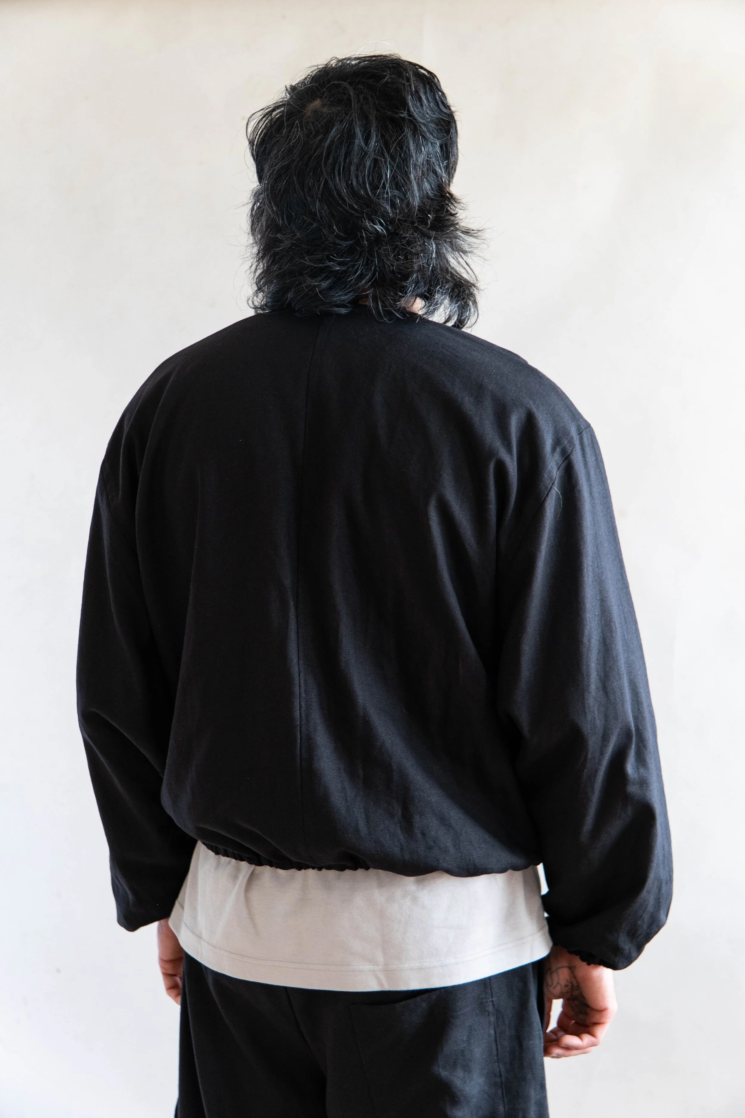 LUKA black back Rumi_Winter26-36.jpg