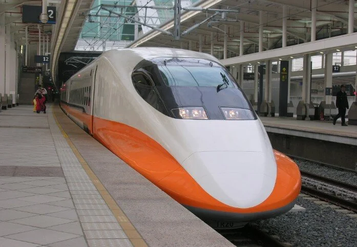 本公司參與台灣高速鐵路工程營運及維修技術顧問