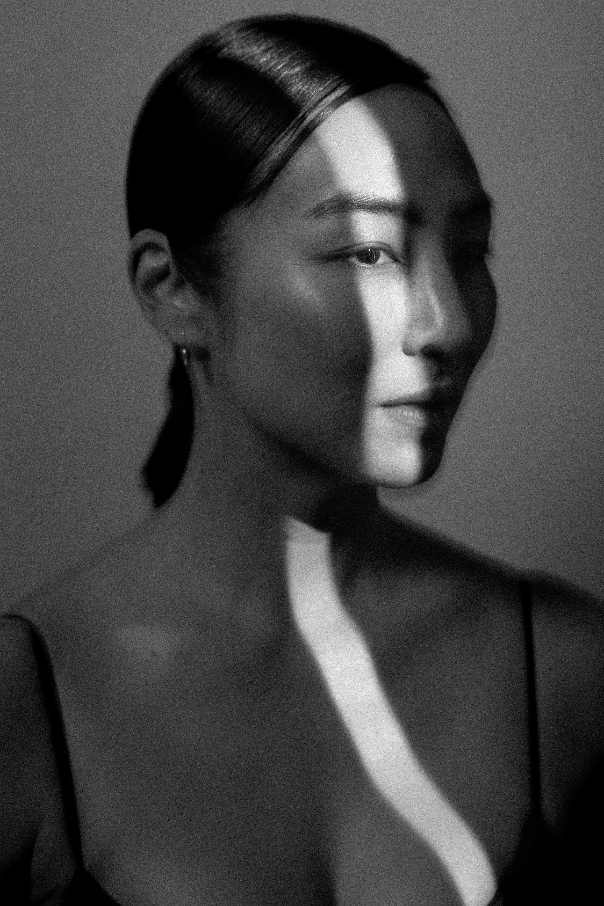 1379978_ca-wif-gala-portraits_JLC_bw_13915.JPG