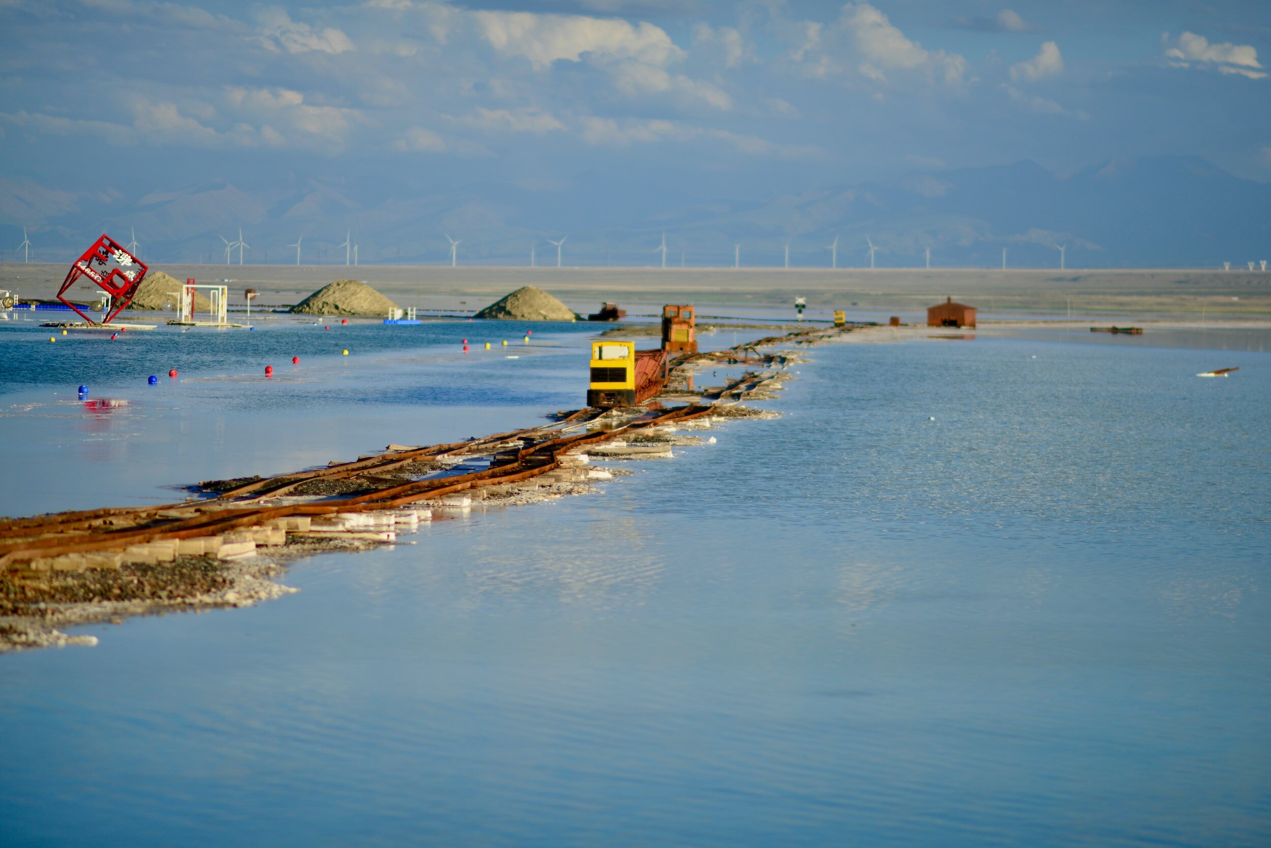 The First Domestic Combined Compressed Air and Lithium-Ion Battery Shared Energy Storage Power Station Has Commenced Construction