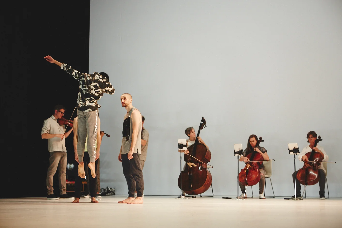 Goldberg_Variations_1P2C4571_Credit_Hugh_Carswell_Sep 15 2015.jpg