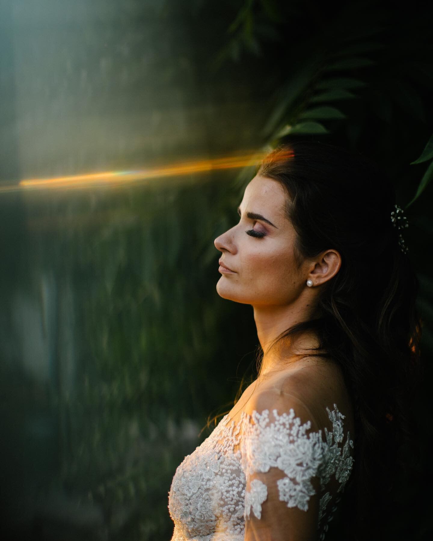 Laura &amp; Simon 🌸

Contactez nous papierplanepress@gmail.com 🙌

L&amp;S 2020
Lizzie 📷
.
.
.
#mariagefrance #frenchweddingphotographer #frenchweddingphotography #frenchweddingphotographers #frenchweddings #suddelafrance #avignon #wedding #mariage